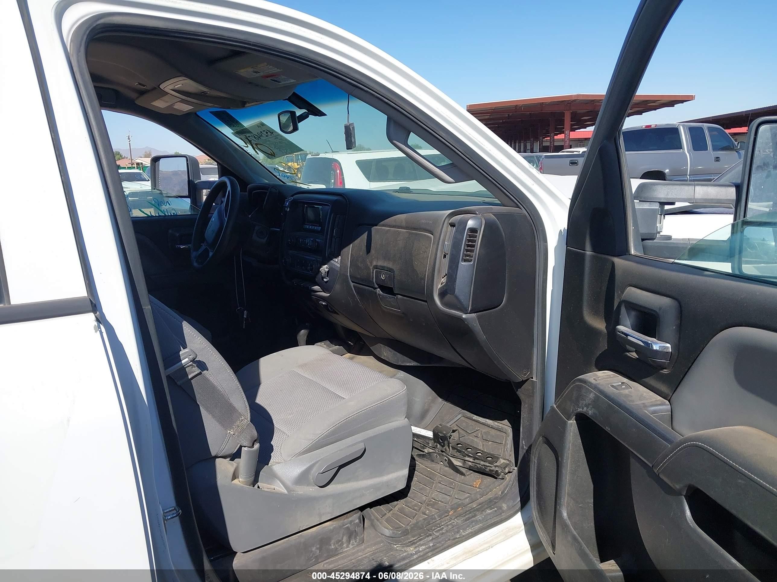 2015 Chevrolet Silverado 1500 Wt Белый vin: 3GCUKPEC8FG195972