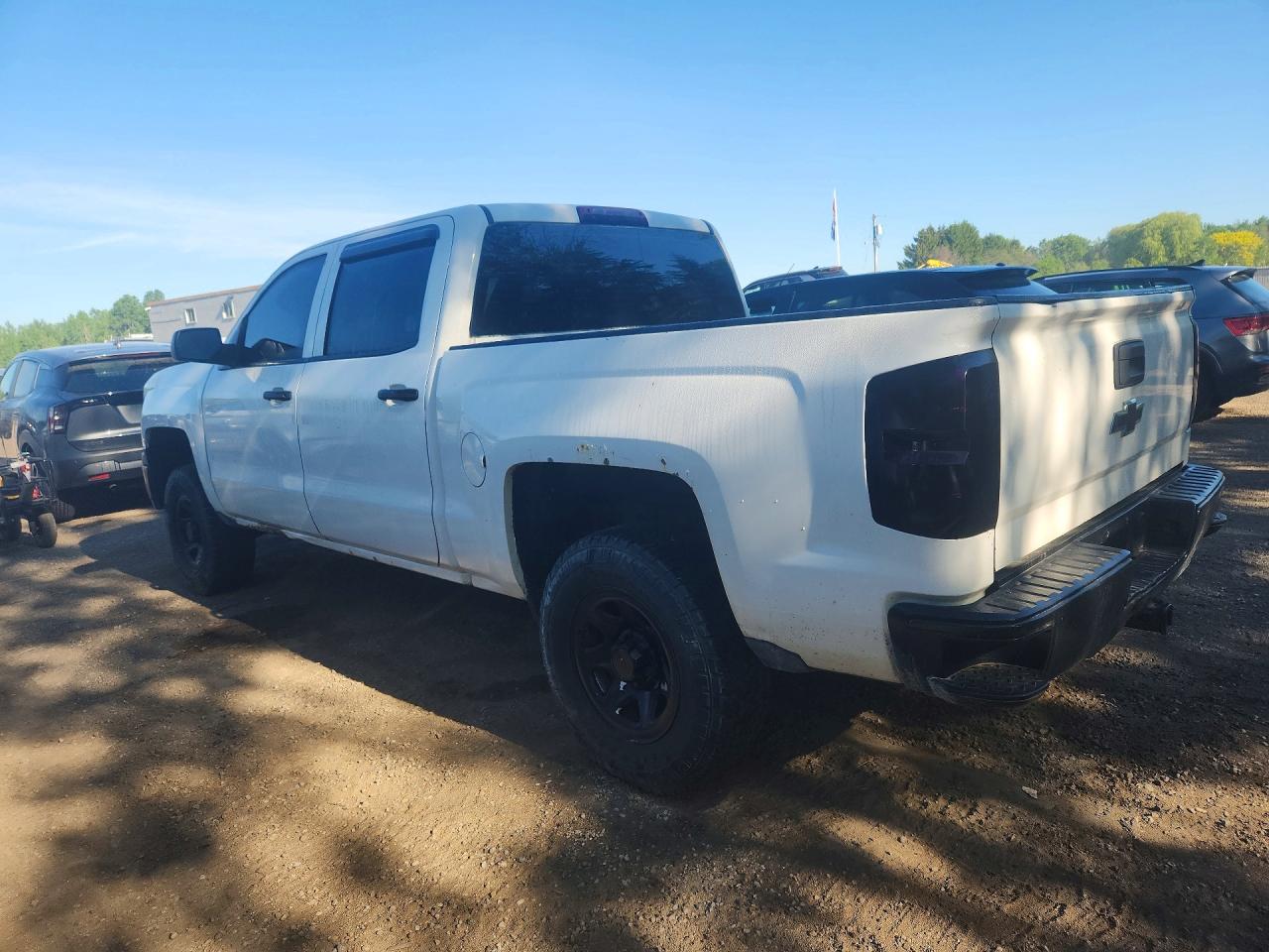 2015 Chevrolet Silverado K1500 White vin: 3GCUKPEH5FG402491