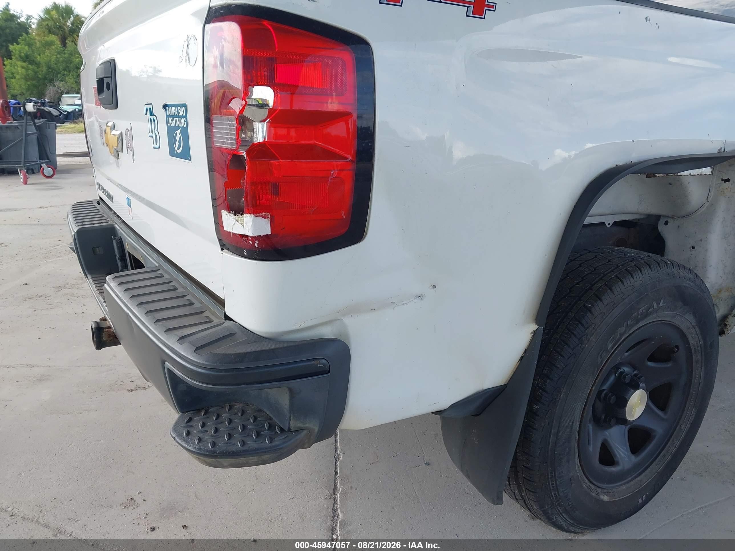 2014 Chevrolet Silverado 1500 Work Truck White vin: 3GCUKPEH6EG193714