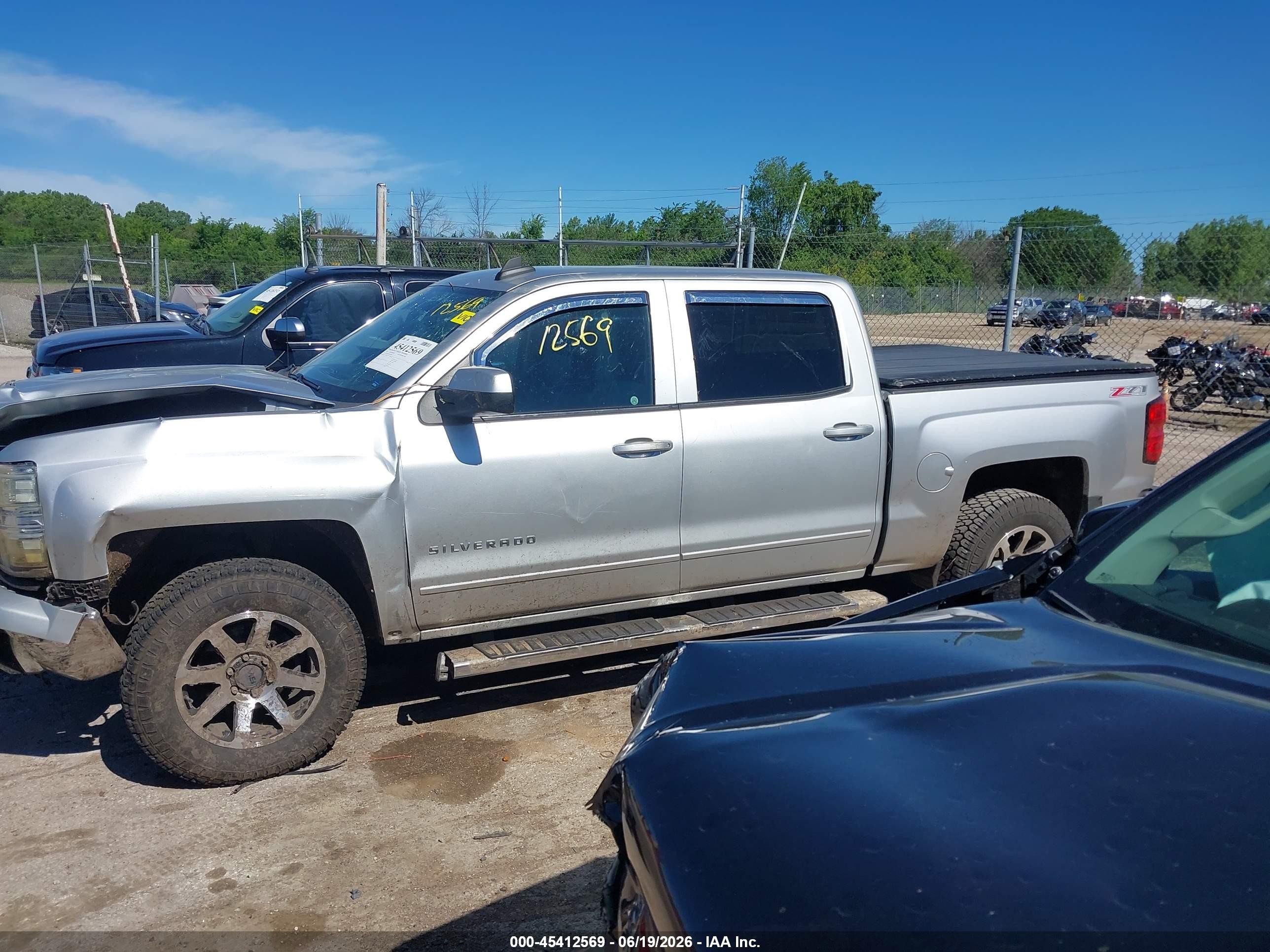 2015 Chevrolet Silverado 1500 Lt Gray vin: 3GCUKREC0FG160564