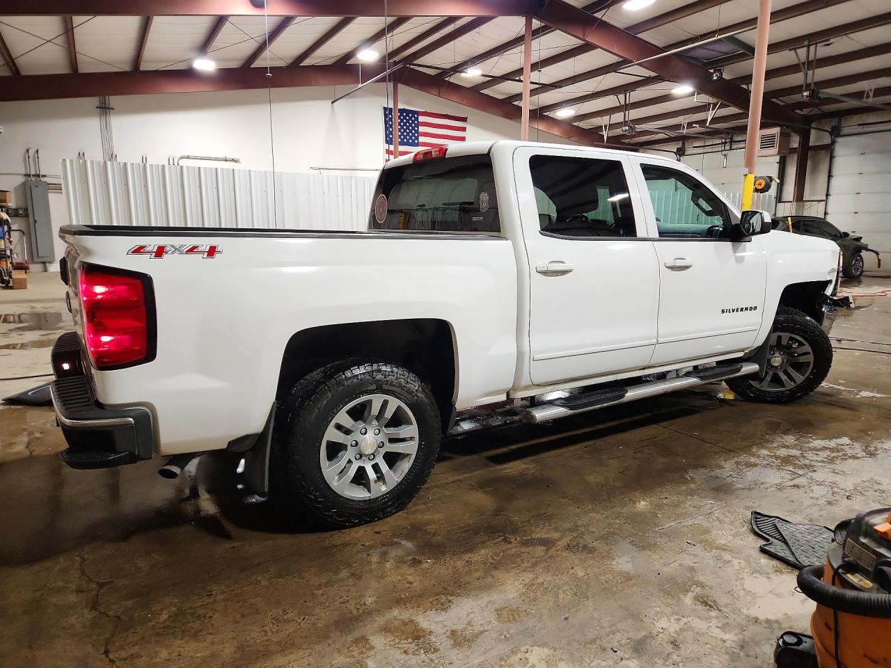 2015 Chevrolet Silverado K1500 Lt White vin: 3GCUKREC0FG358688