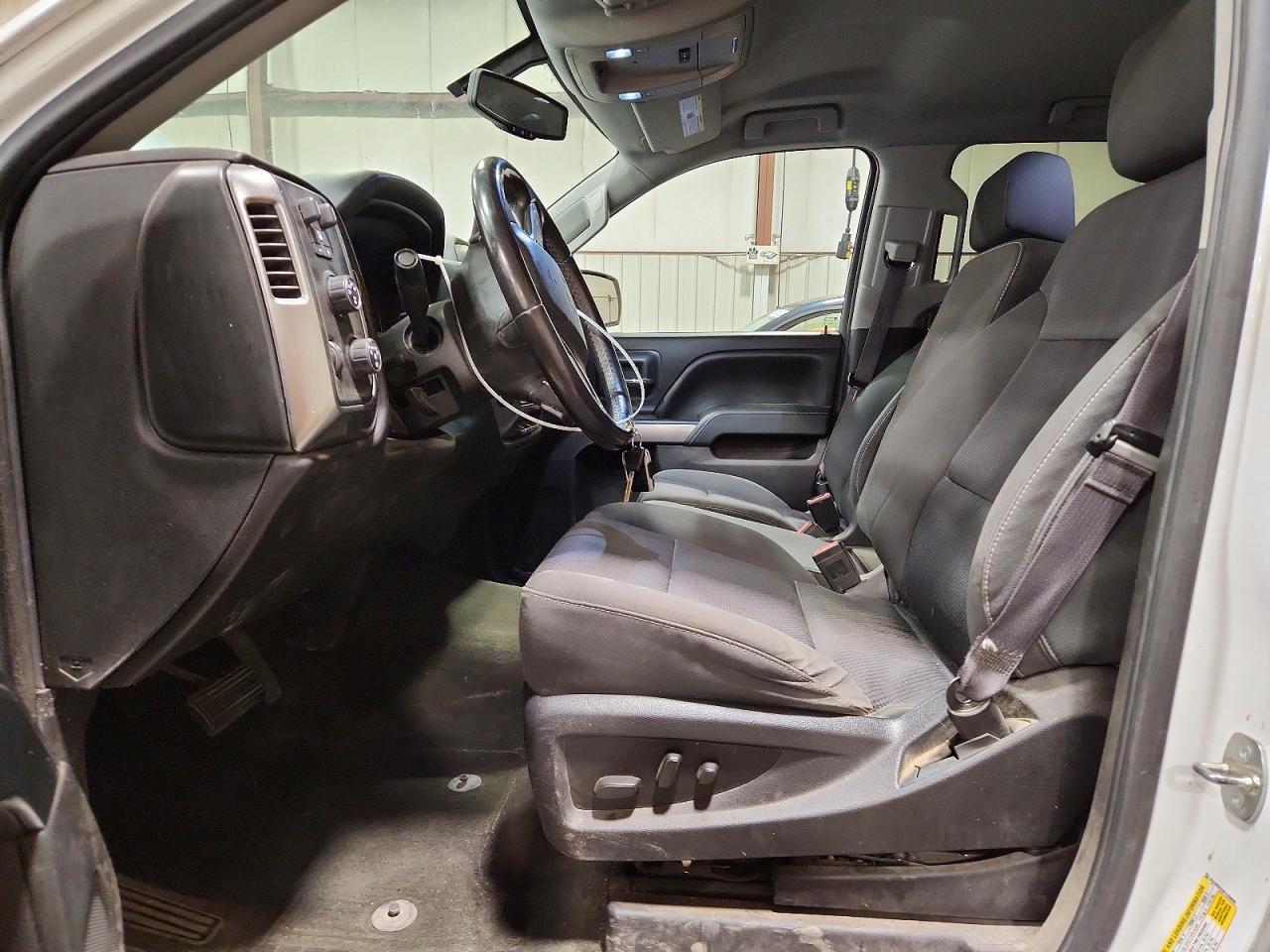 2015 Chevrolet Silverado K1500 Lt White vin: 3GCUKREC0FG358688