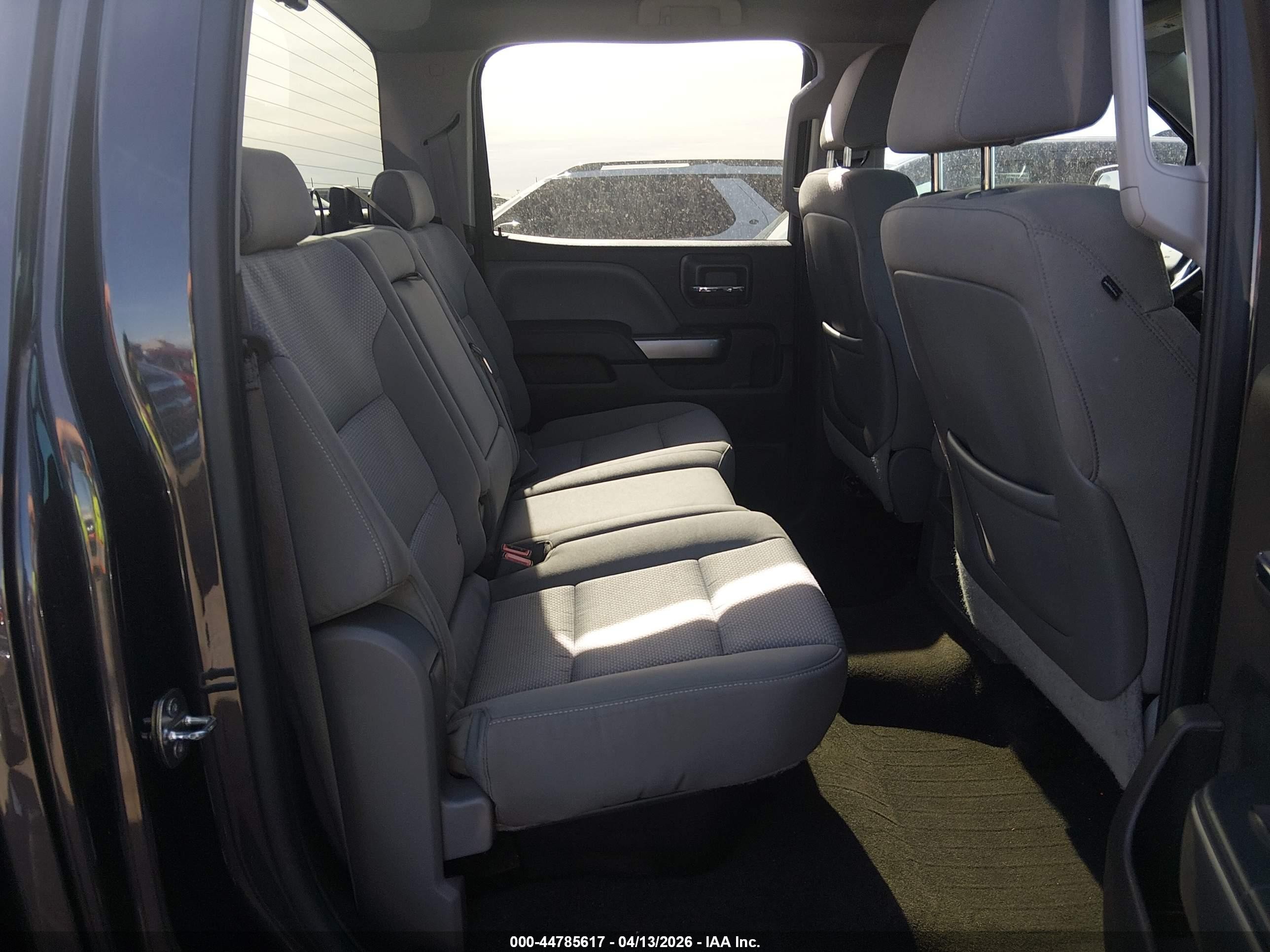 2015 Chevrolet Silverado 1500 1lt Black vin: 3GCUKREC0FG420171