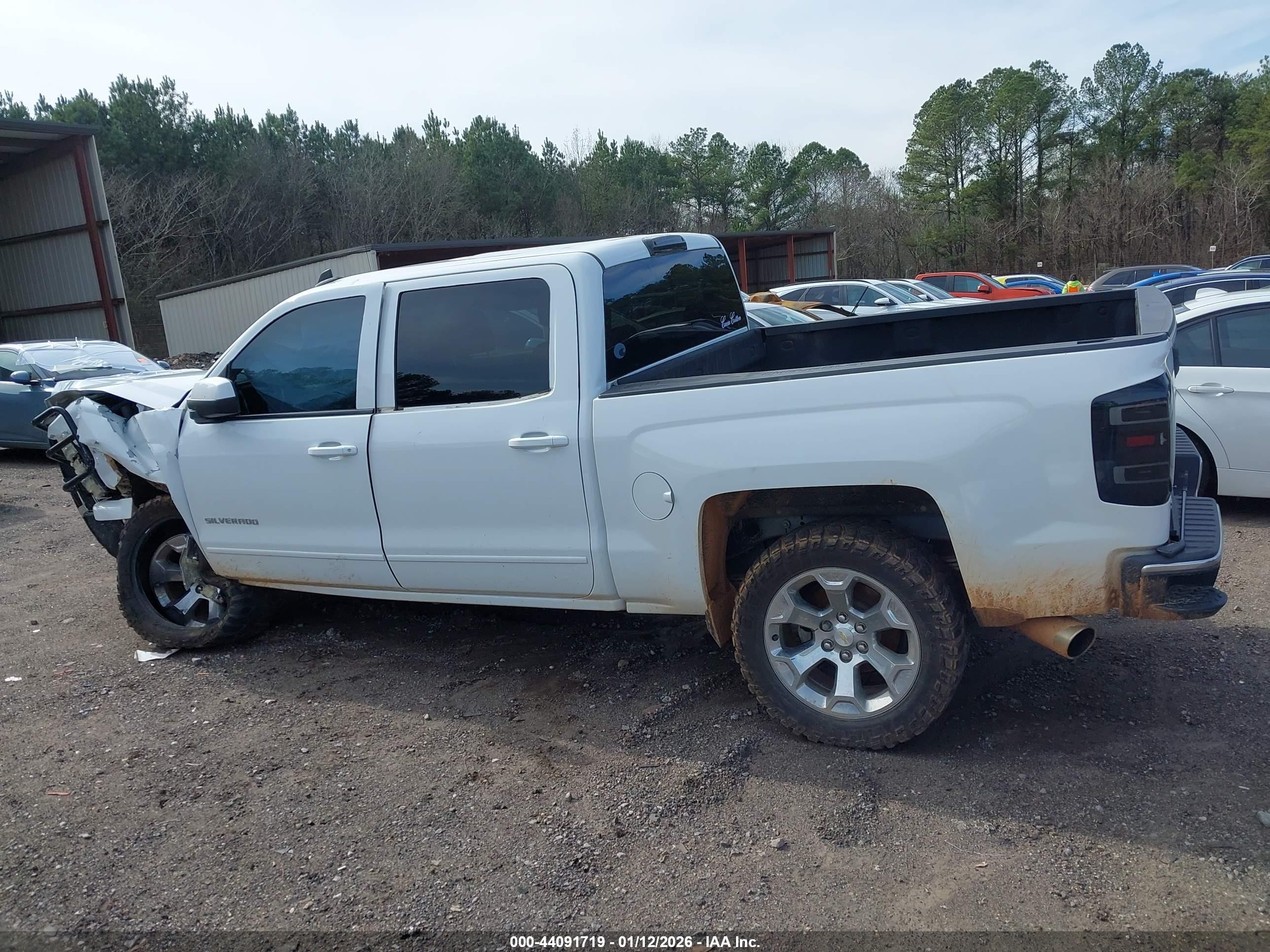 2015 Chevrolet Silverado 1500 1lt Белый vin: 3GCUKREC0FG450349