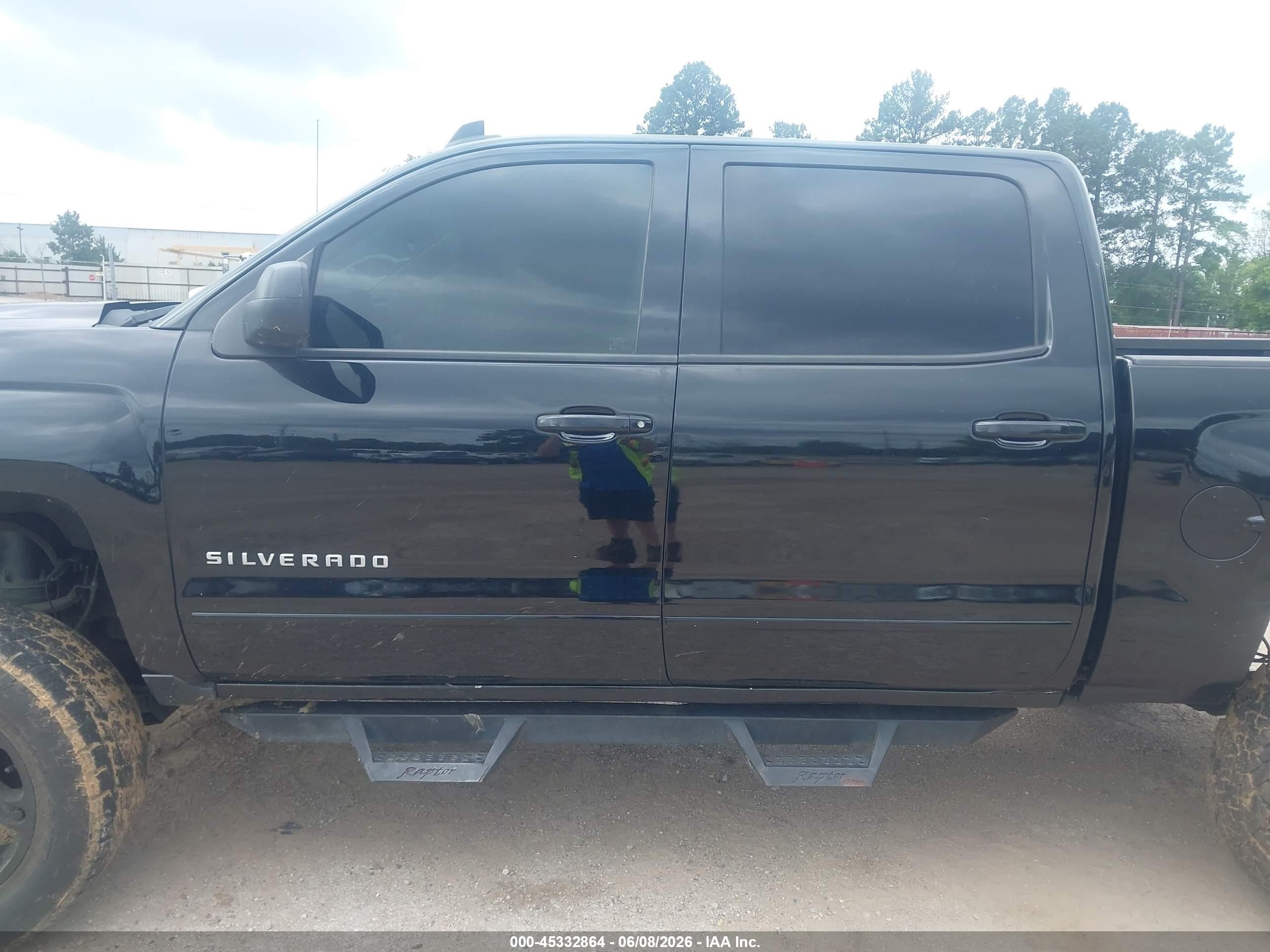 2016 Chevrolet Silverado 1500 1lt/2lt Black vin: 3GCUKREC0GG300825