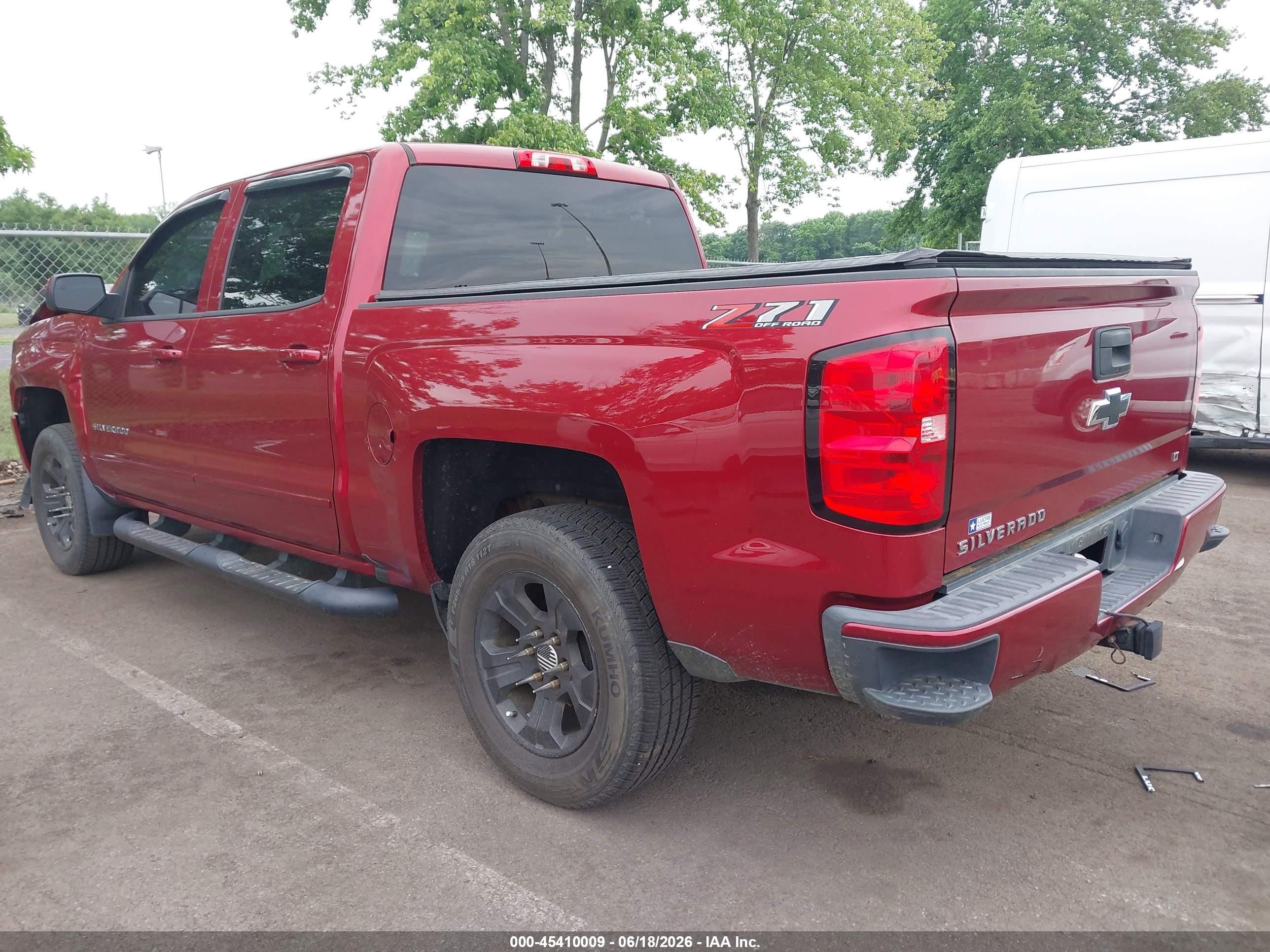 2018 Chevrolet Silverado 1500 Lt Red vin: 3GCUKREC0JG320080