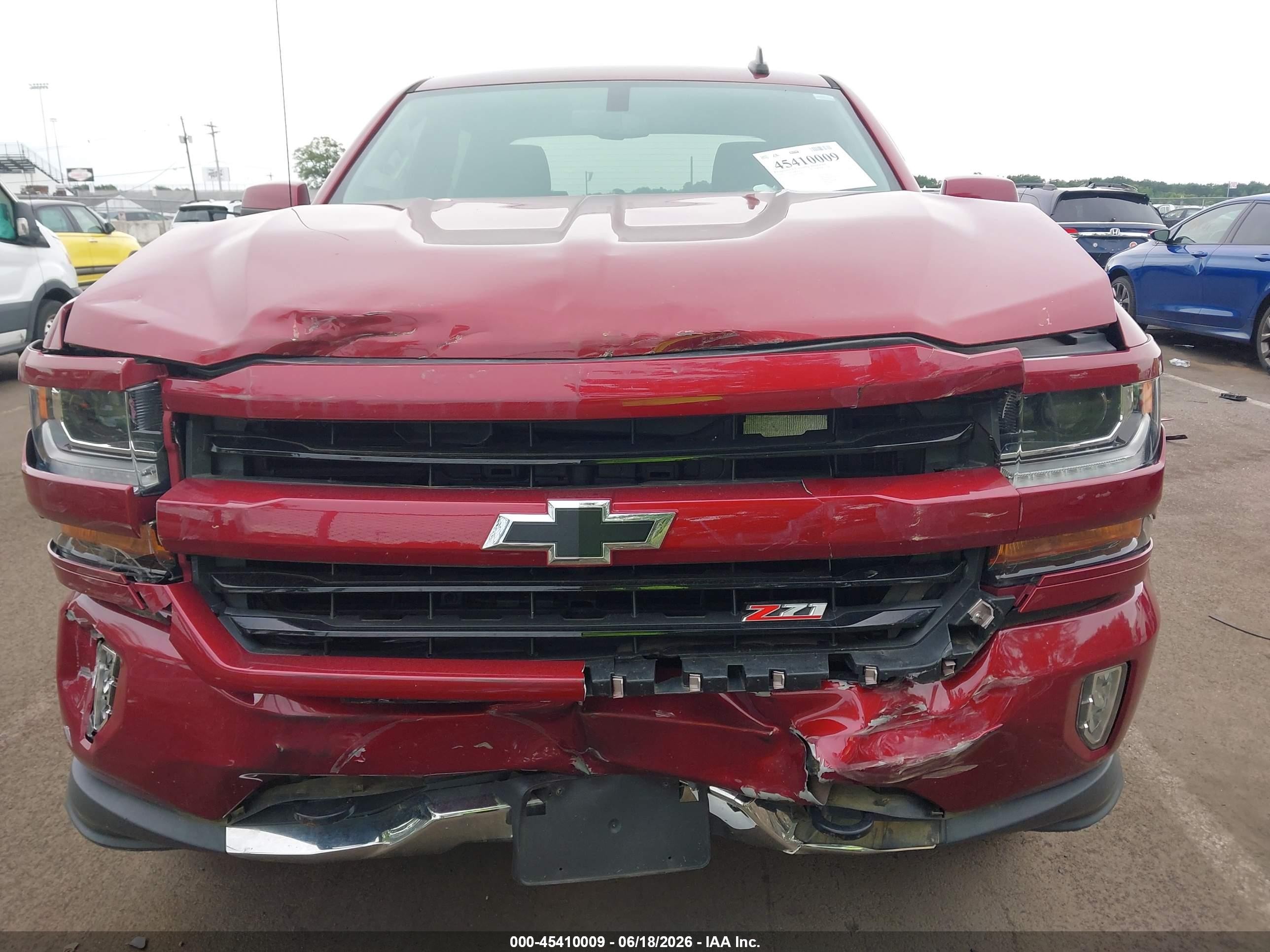 2018 Chevrolet Silverado 1500 Lt Red vin: 3GCUKREC0JG320080
