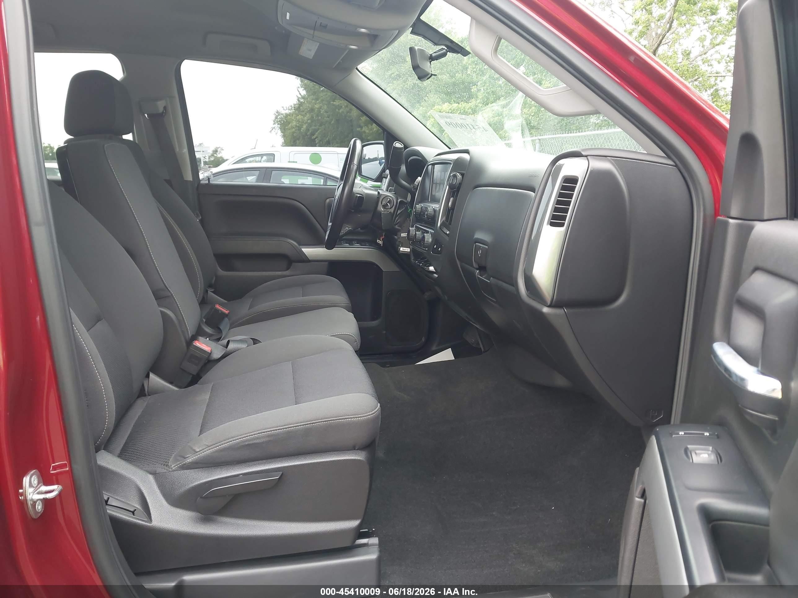 2018 Chevrolet Silverado 1500 Lt Red vin: 3GCUKREC0JG320080
