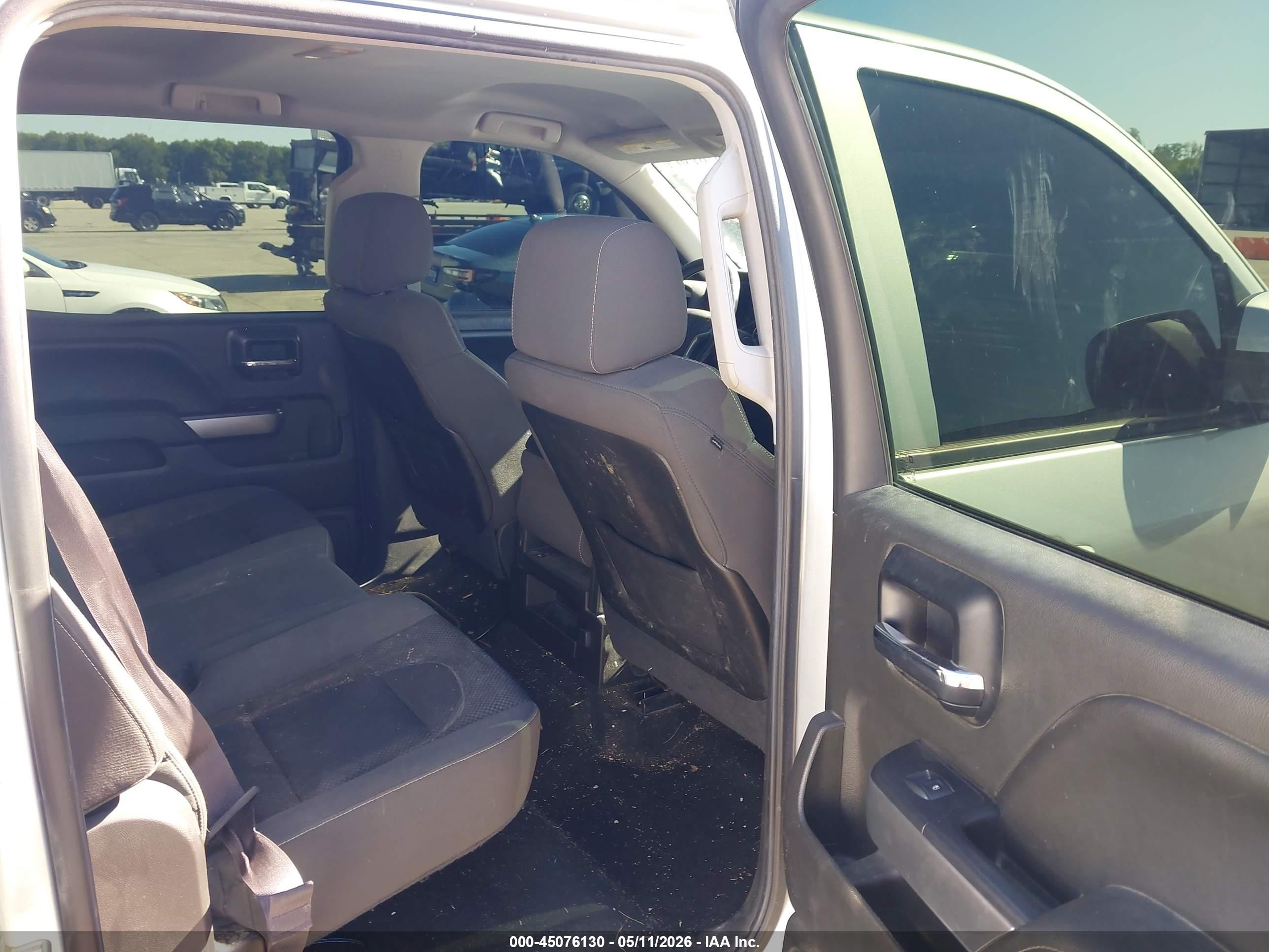 2014 Chevrolet Silverado 1500 1lt Silver vin: 3GCUKREC1EG257321