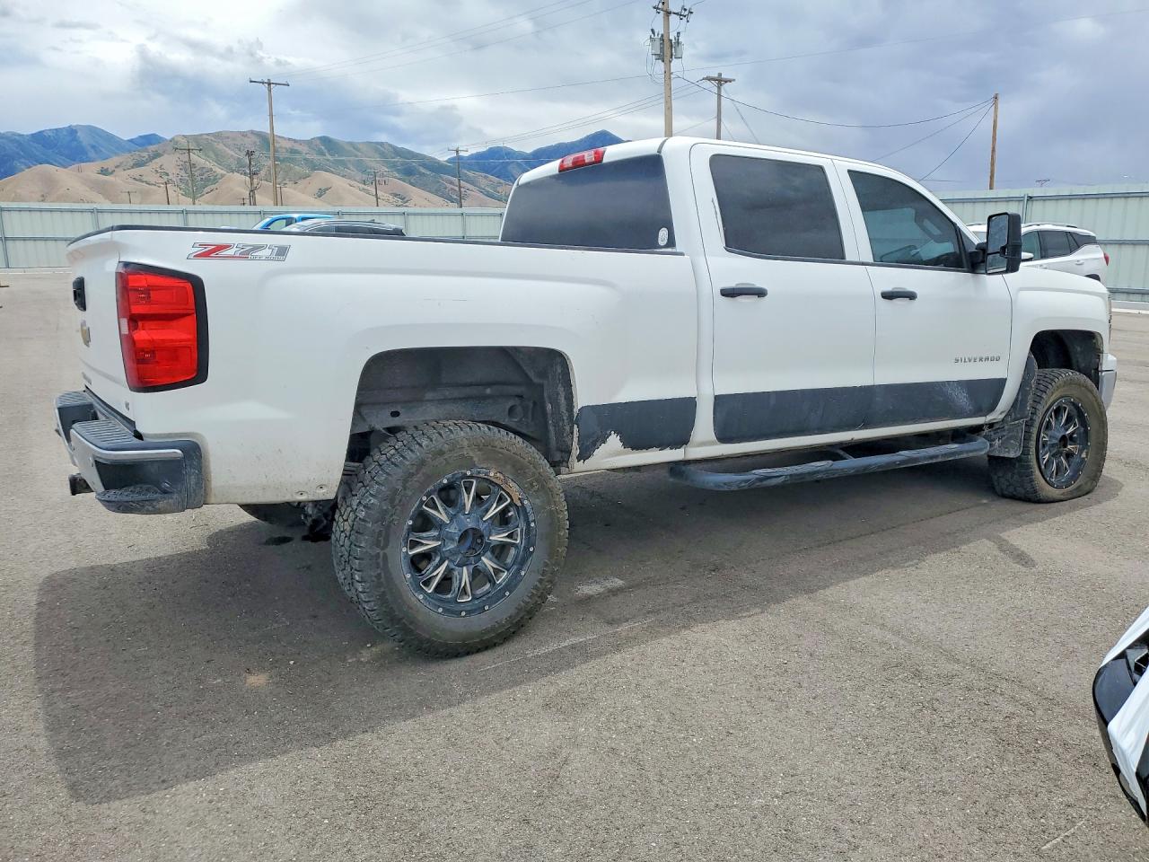 2014 Chevrolet Silverado K1500 Lt Белый vin: 3GCUKREC1EG286172