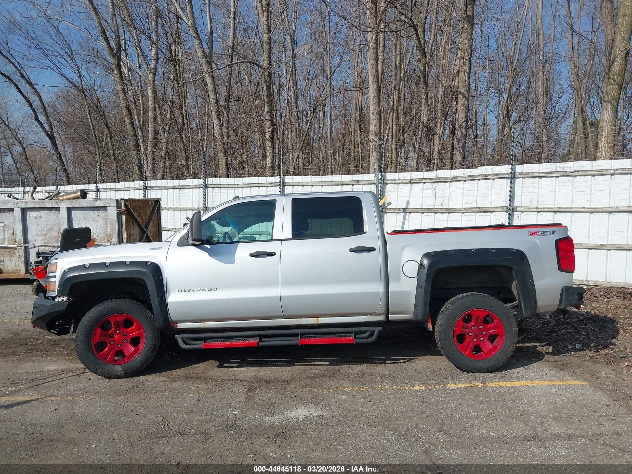 2014 Chevrolet Silverado 1500 2lt Silver vin: 3GCUKREC1EG338061