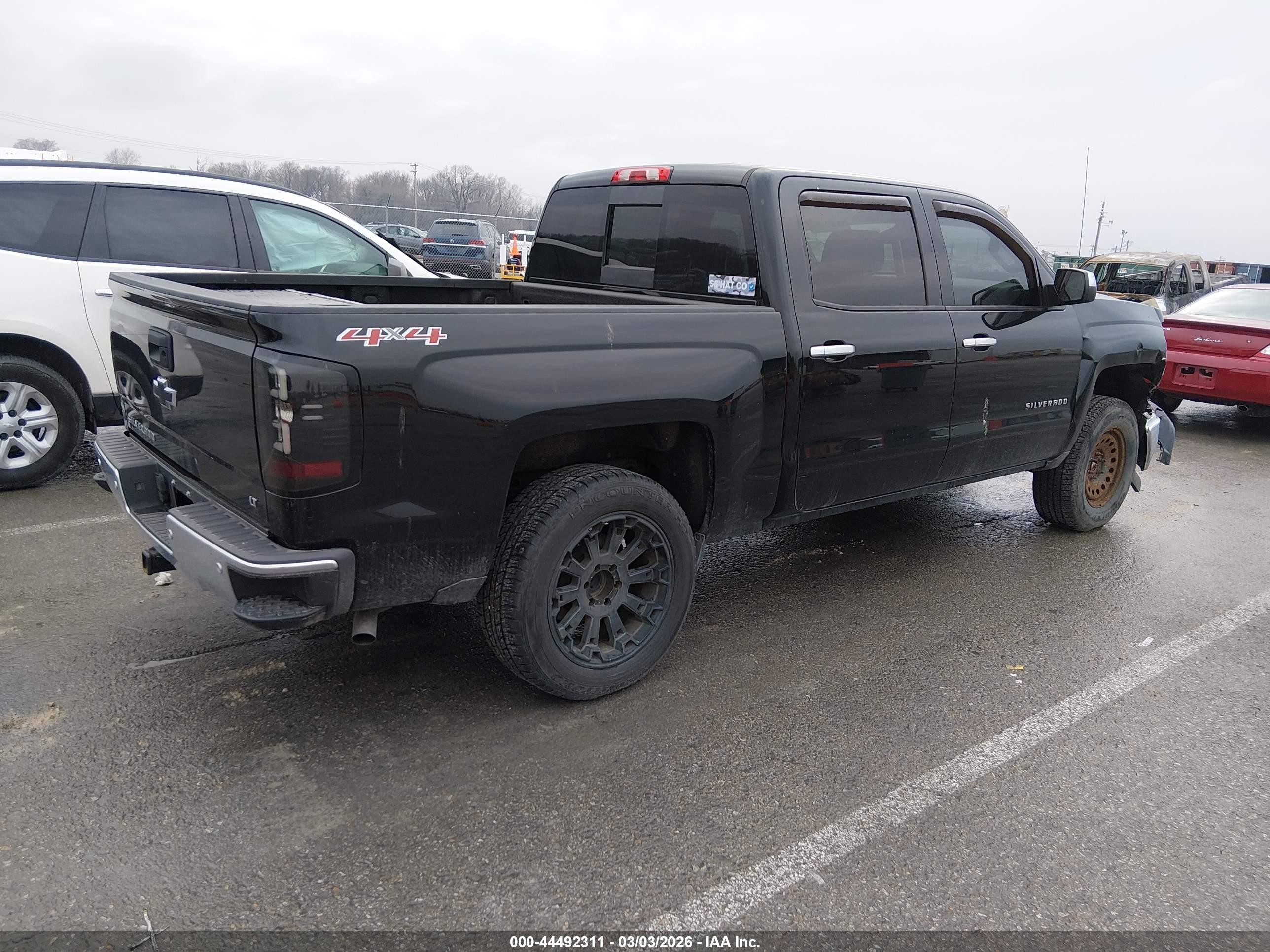 2014 Chevrolet Silverado 1500 1lt Black vin: 3GCUKREC1EG468602