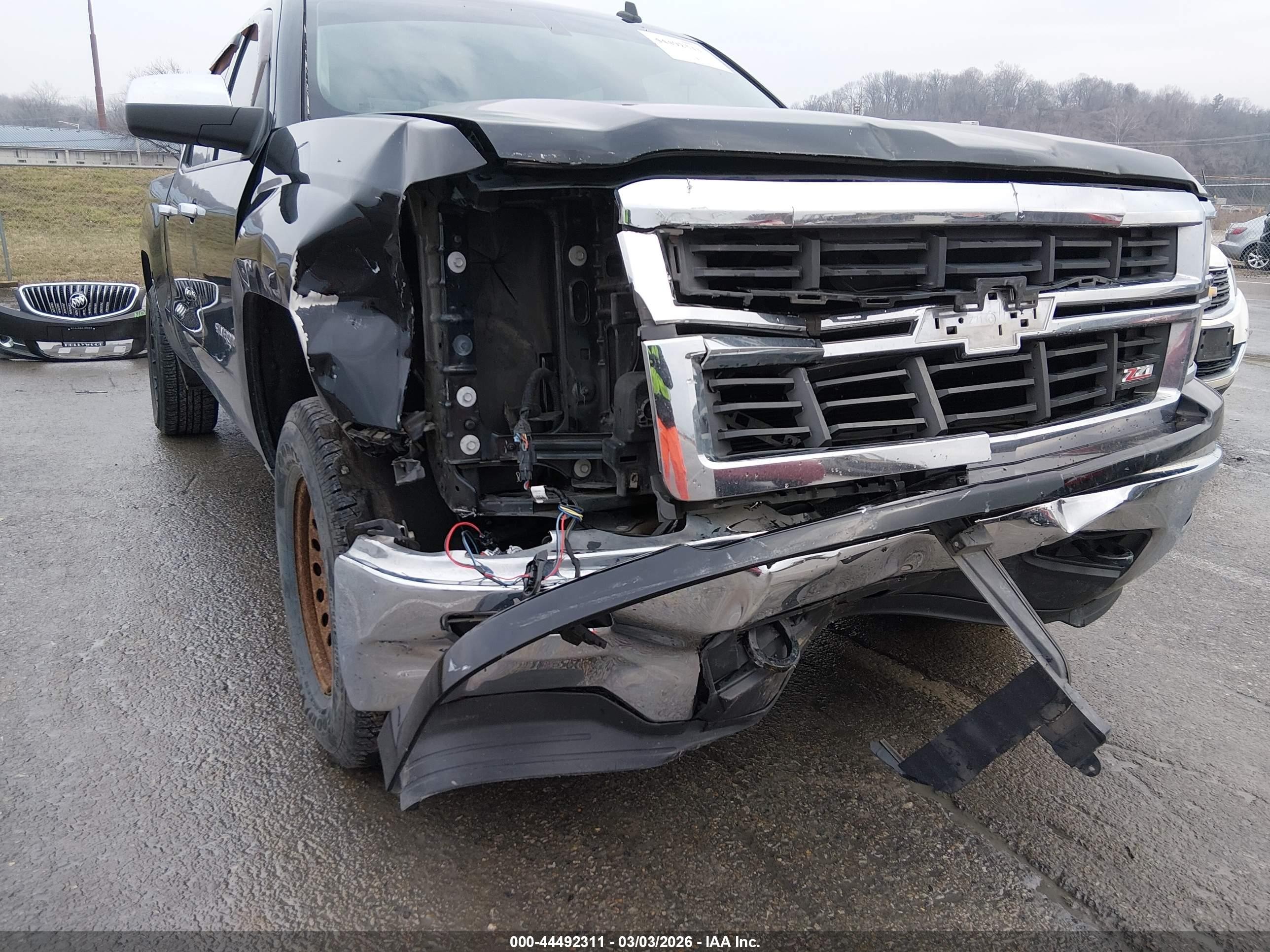 2014 Chevrolet Silverado 1500 1lt Black vin: 3GCUKREC1EG468602