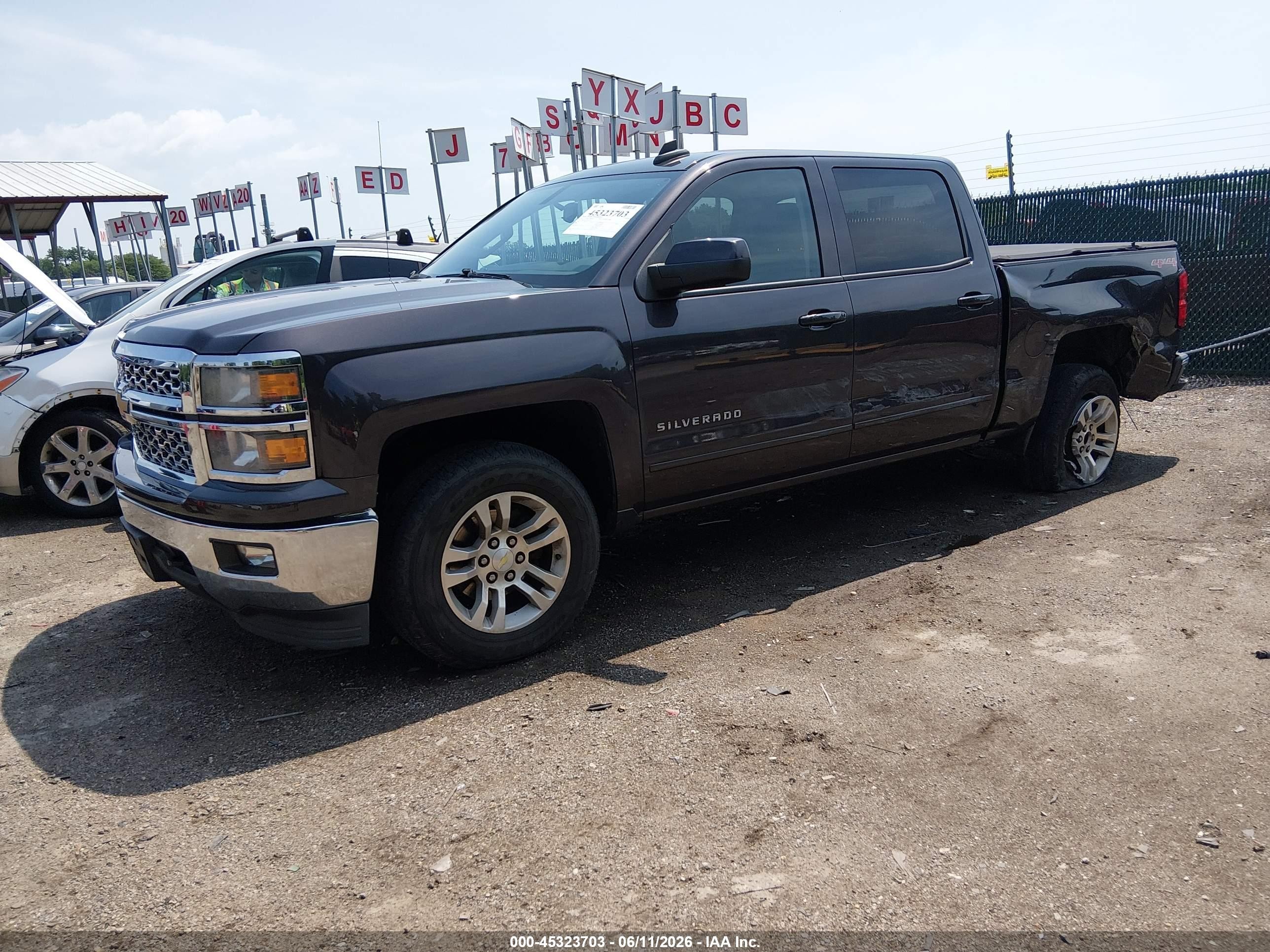 2015 Chevrolet Silverado 1500 1lt Серый vin: 3GCUKREC1FG177373