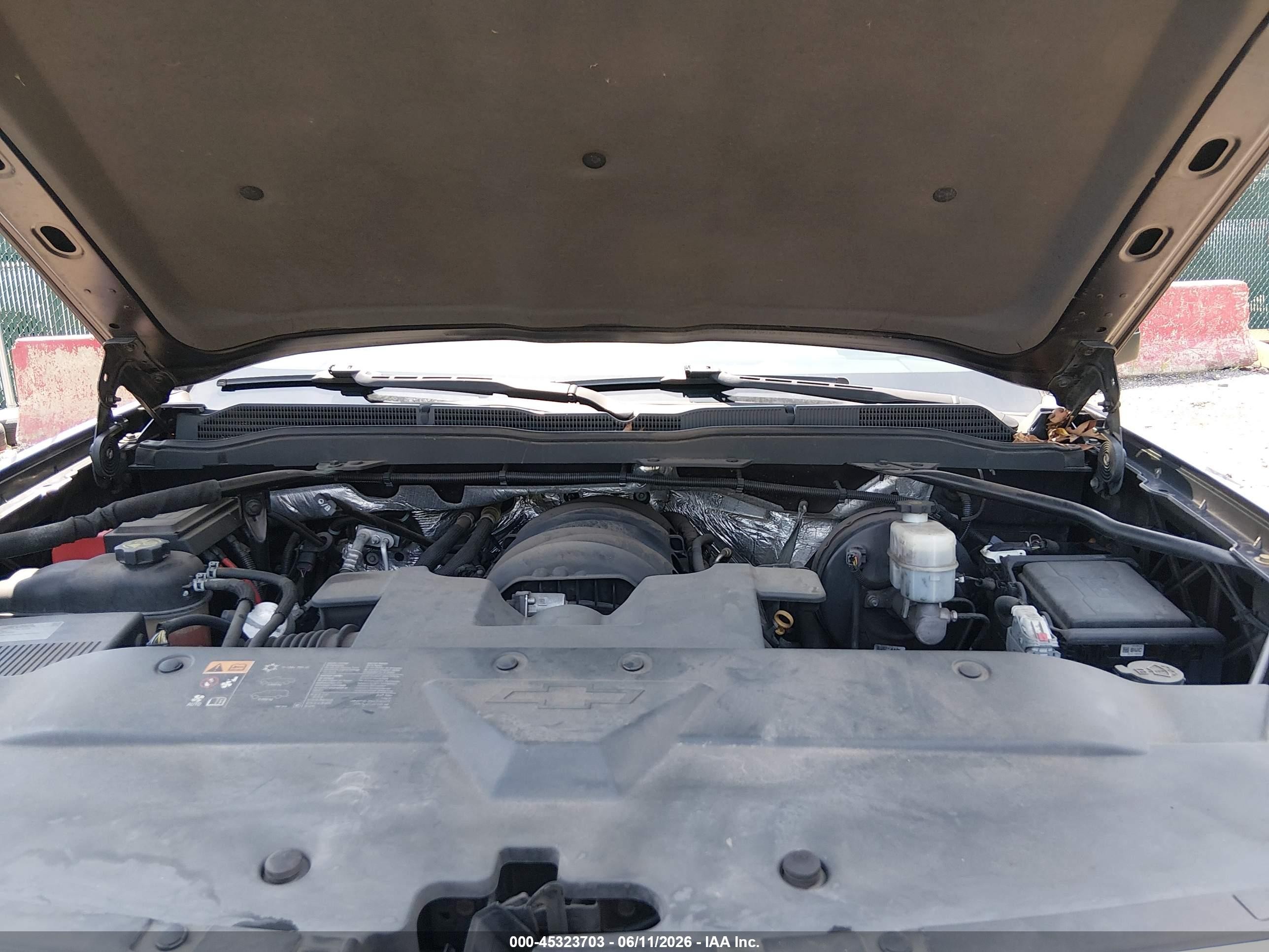 2015 Chevrolet Silverado 1500 1lt Серый vin: 3GCUKREC1FG177373