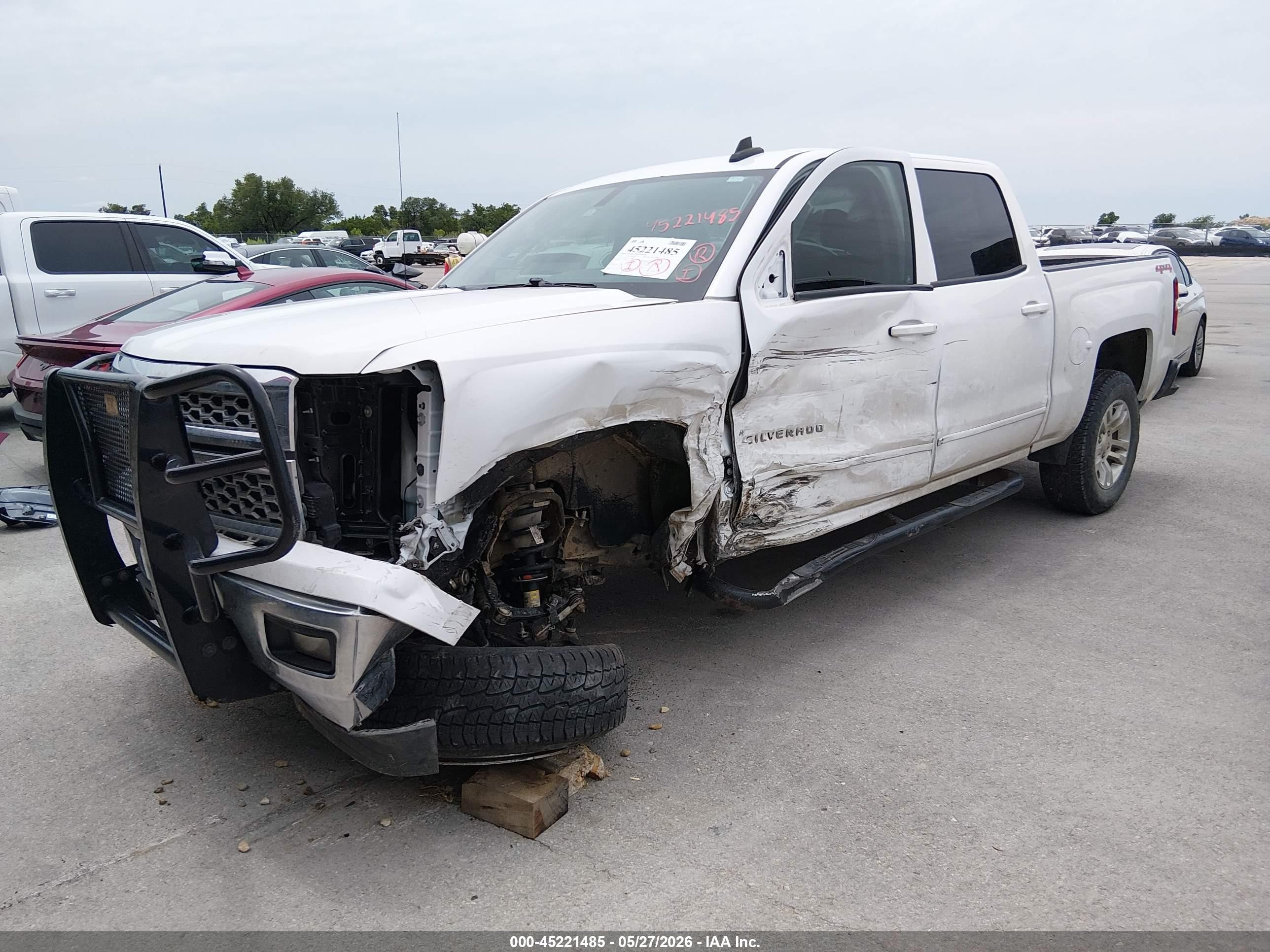 2015 Chevrolet Silverado 1500 1lt White vin: 3GCUKREC1FG320662