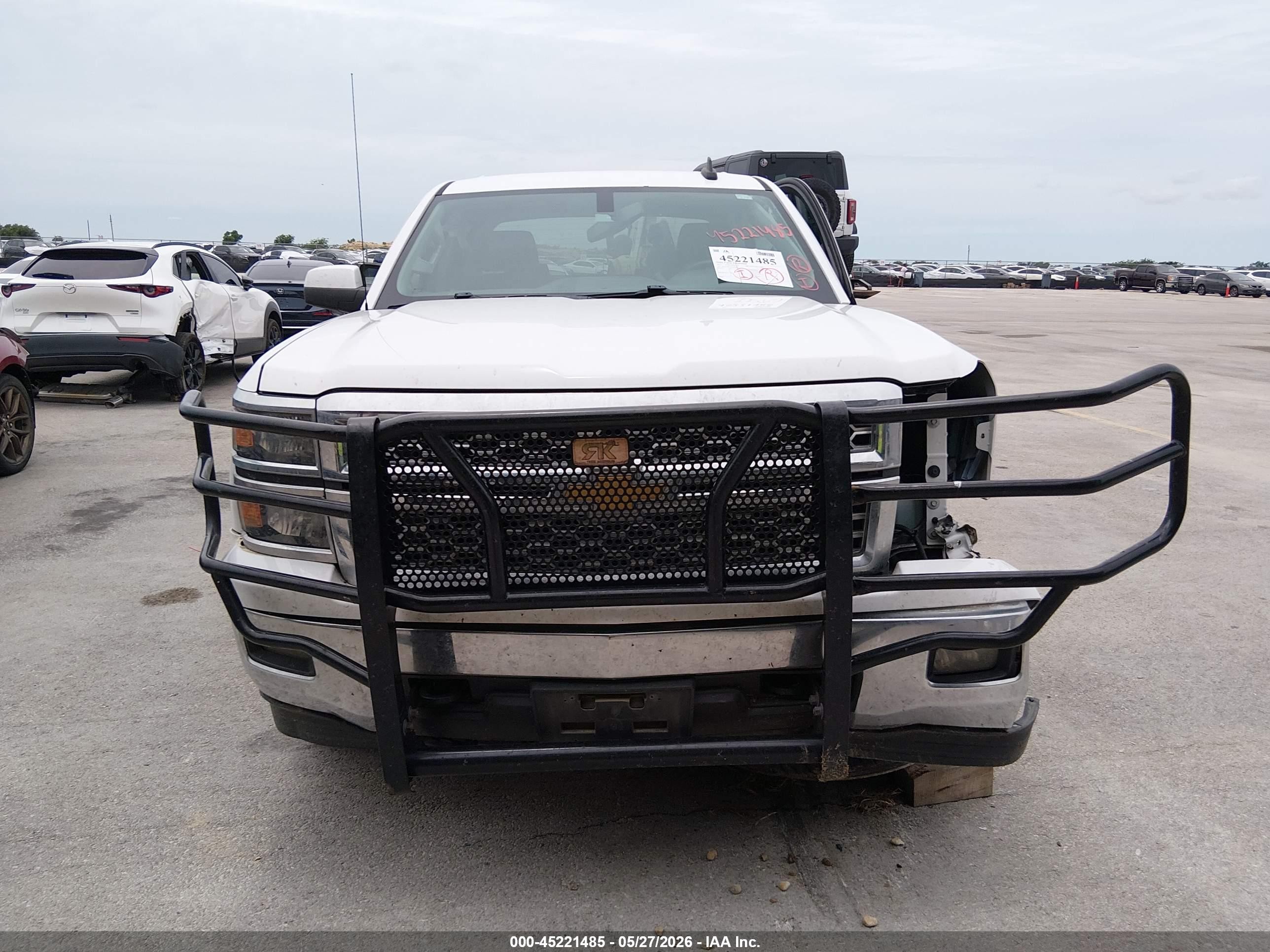 2015 Chevrolet Silverado 1500 1lt White vin: 3GCUKREC1FG320662
