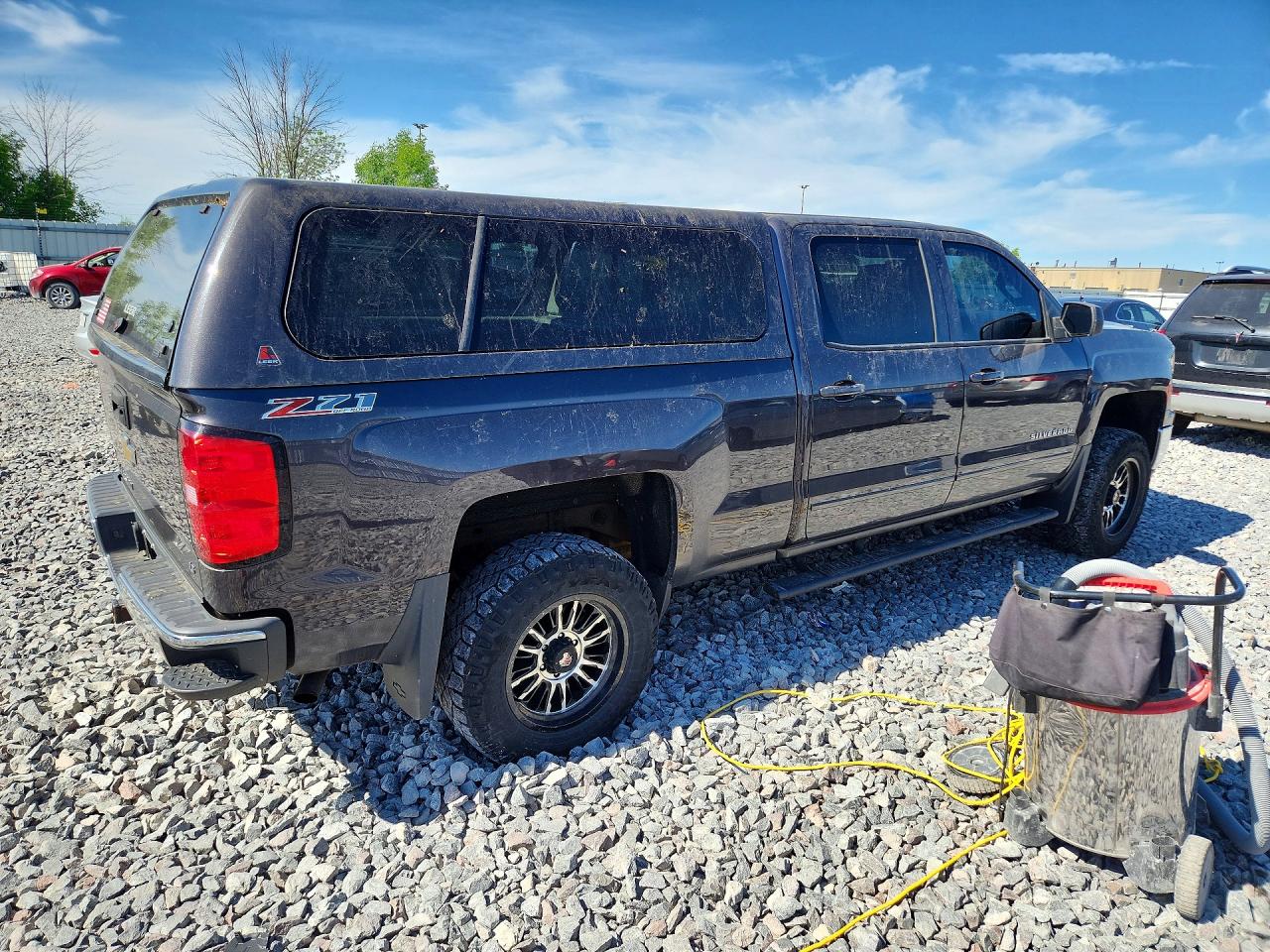 2015 Chevrolet Silverado K1500 Lt Gray vin: 3GCUKREC1FG430143