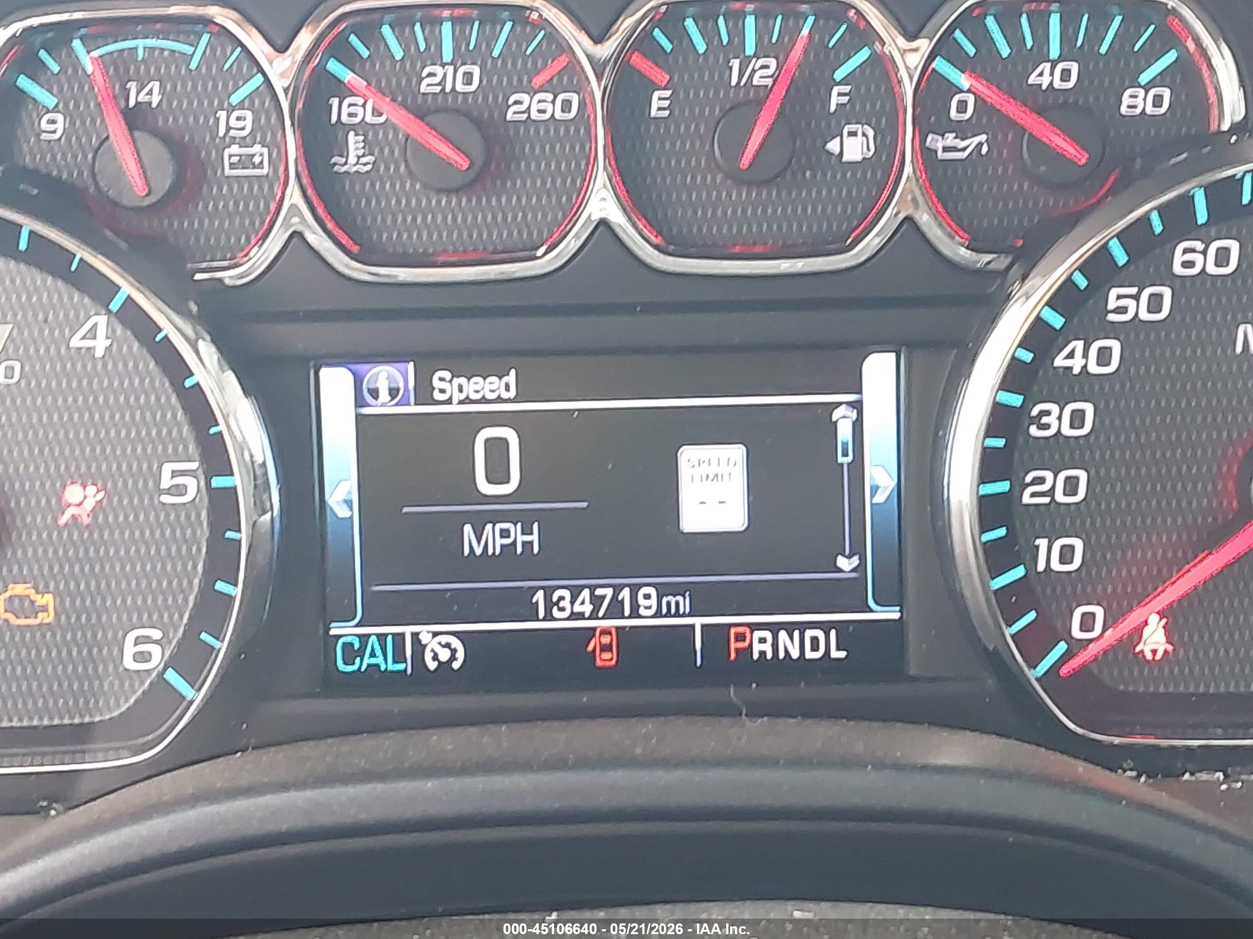 2018 Chevrolet Silverado 1500 2lt Серебряный vin: 3GCUKREC1JG175700