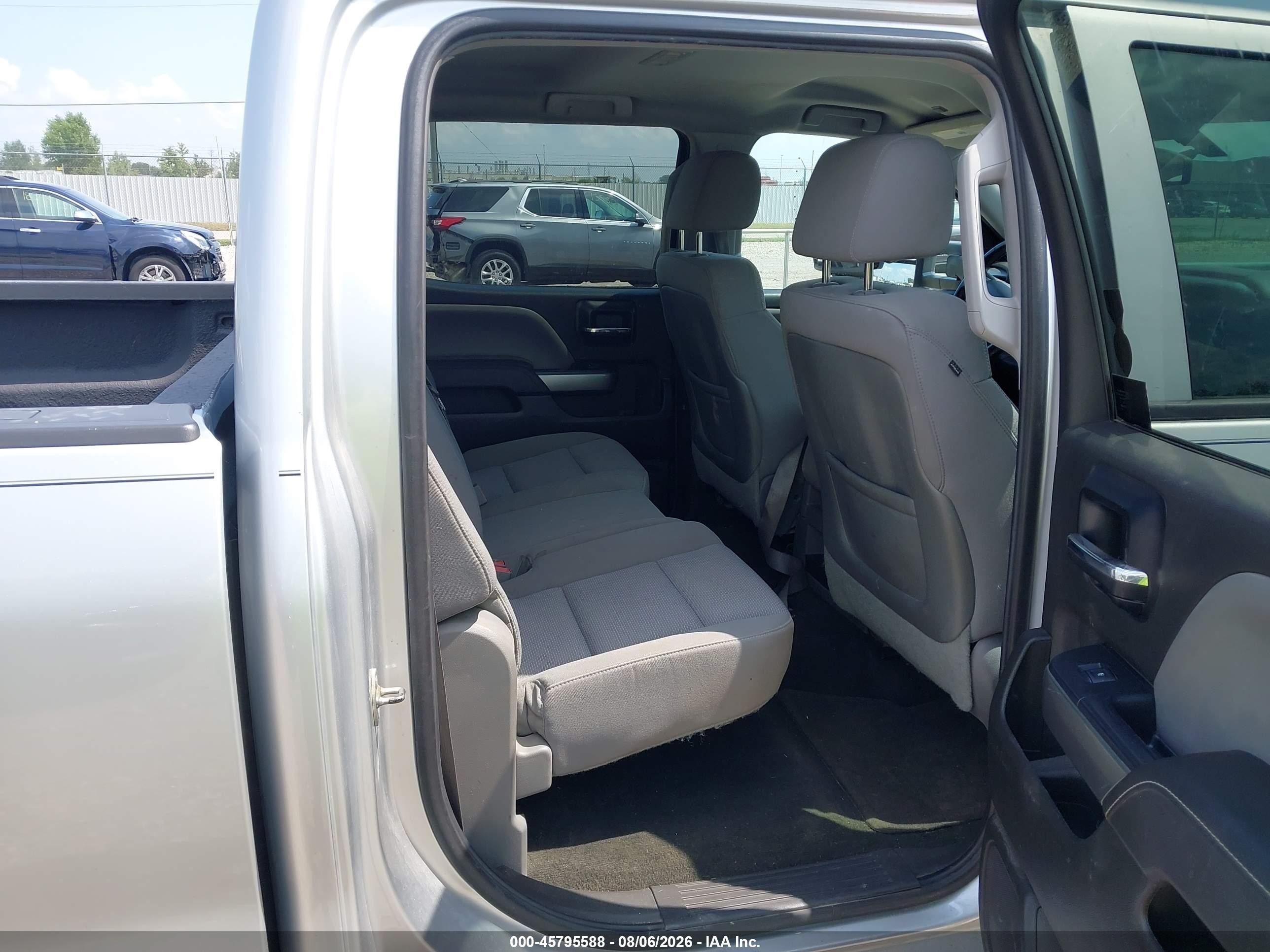 2014 Chevrolet Silverado 1500 Lt Silver vin: 3GCUKREC2EG220598