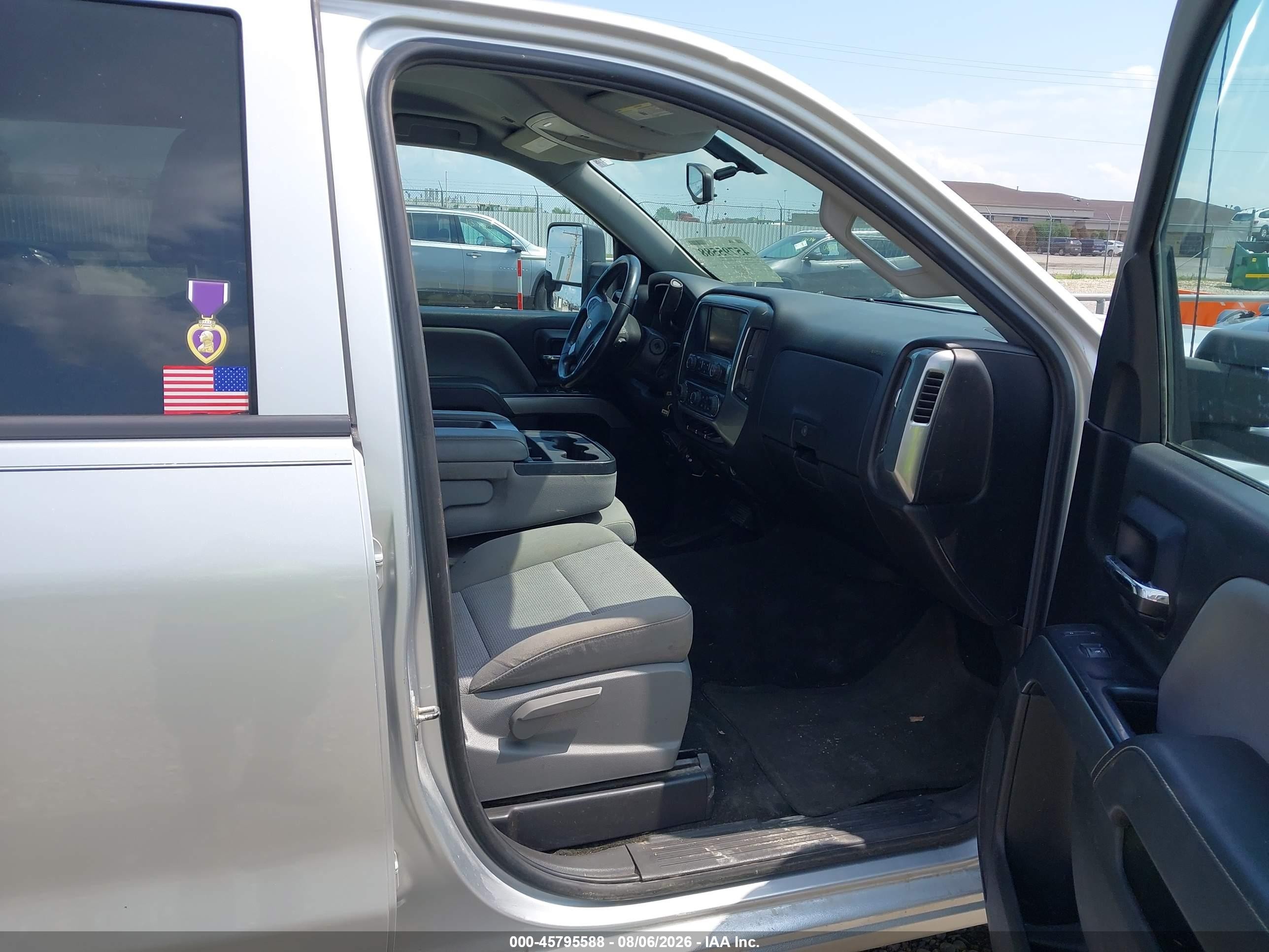 2014 Chevrolet Silverado 1500 Lt Silver vin: 3GCUKREC2EG220598