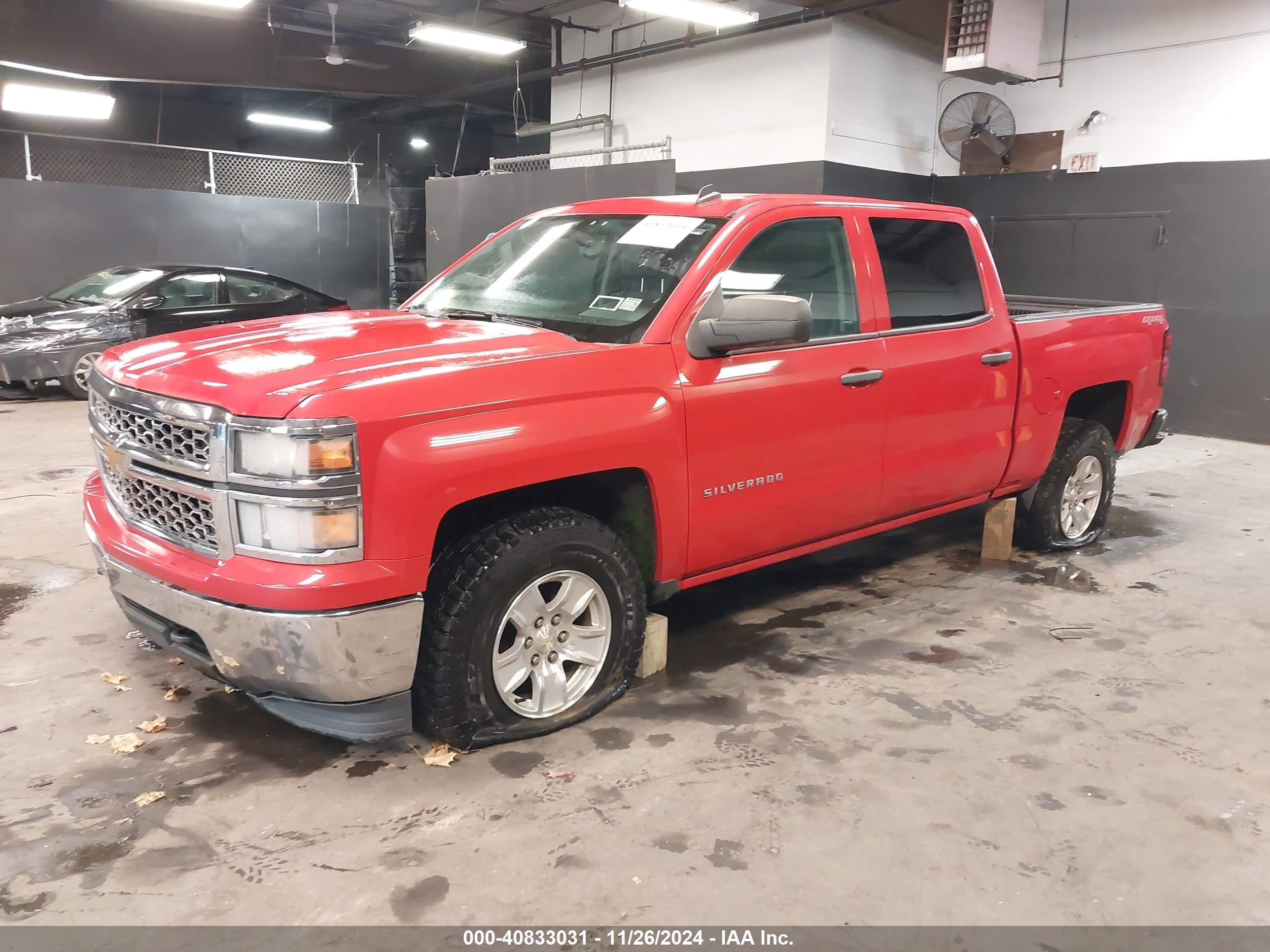 2014 Chevrolet Silverado 1500 1lt Red vin: 3GCUKREC2EG506547