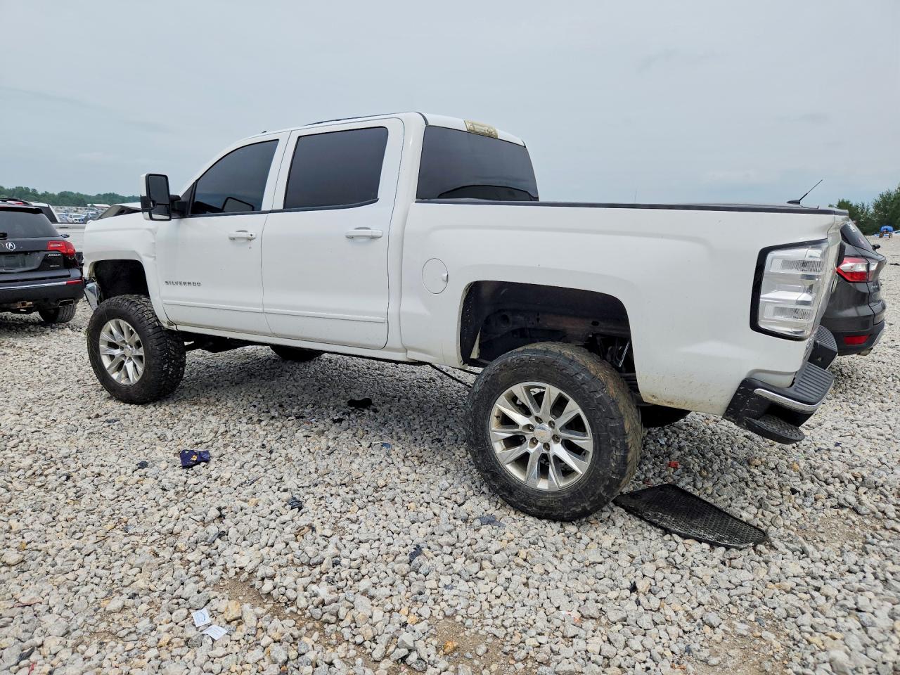 2015 Chevrolet Silverado K1500 Lt Белый vin: 3GCUKREC2FG112483