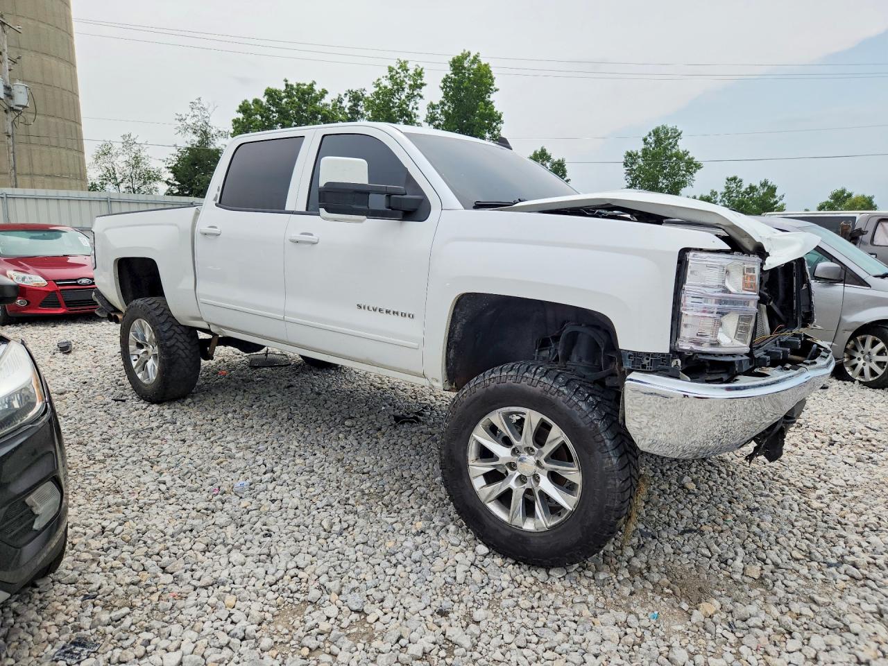 2015 Chevrolet Silverado K1500 Lt Белый vin: 3GCUKREC2FG112483