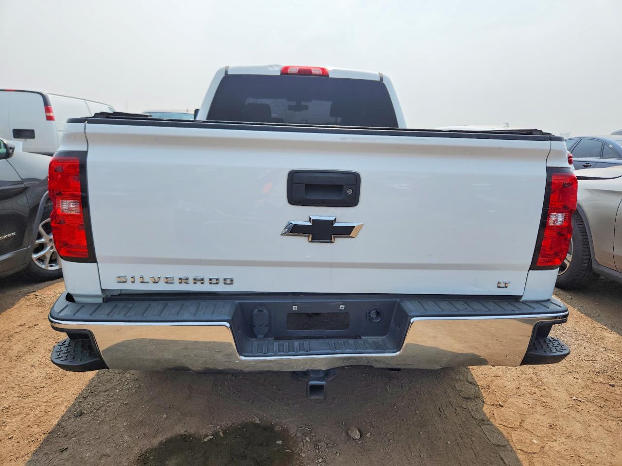 2015 Chevrolet Silverado K1500 Lt Белый vin: 3GCUKREC2FG228086
