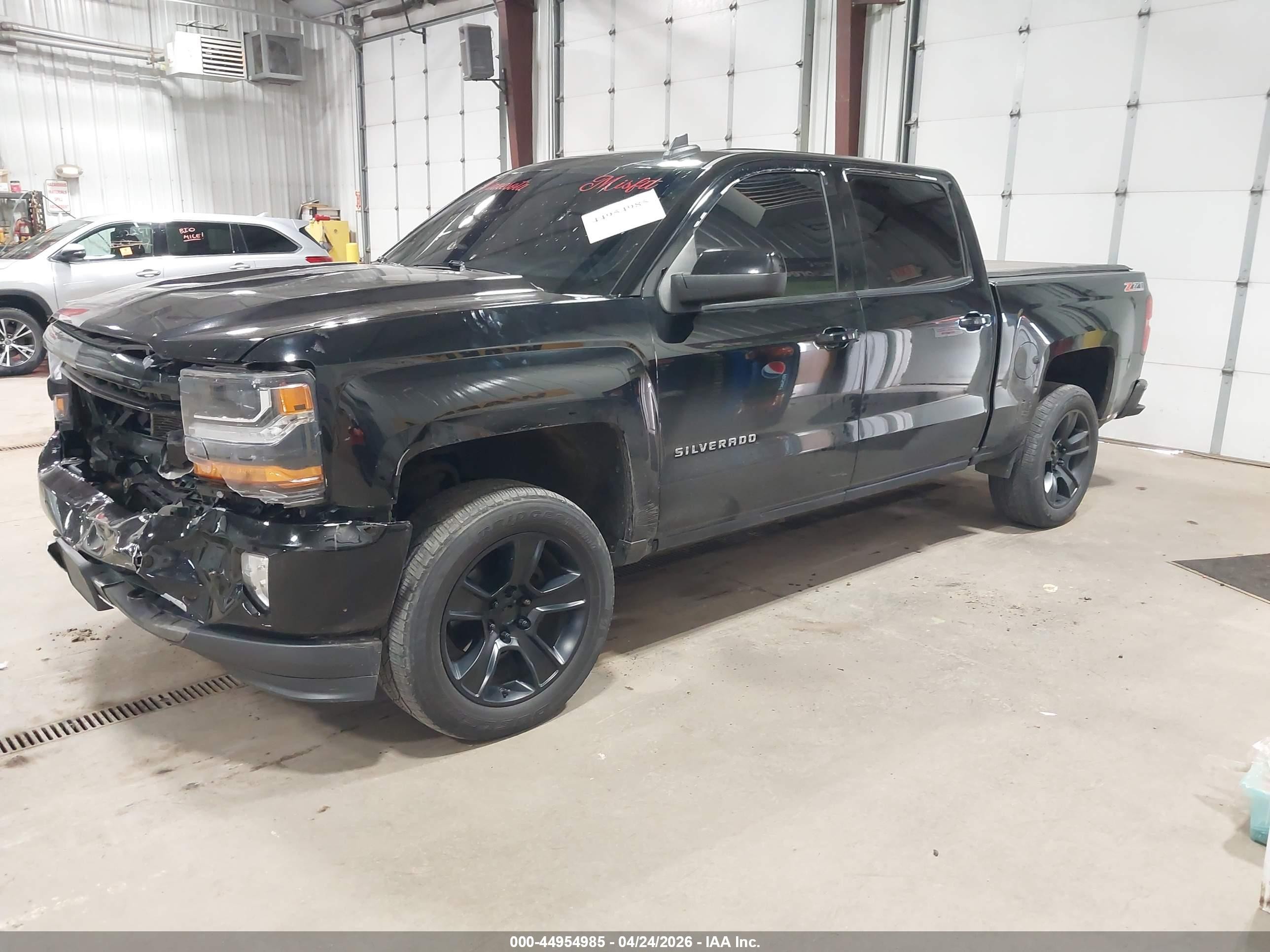 2016 Chevrolet Silverado 1500 2lt Black vin: 3GCUKREC2GG190859