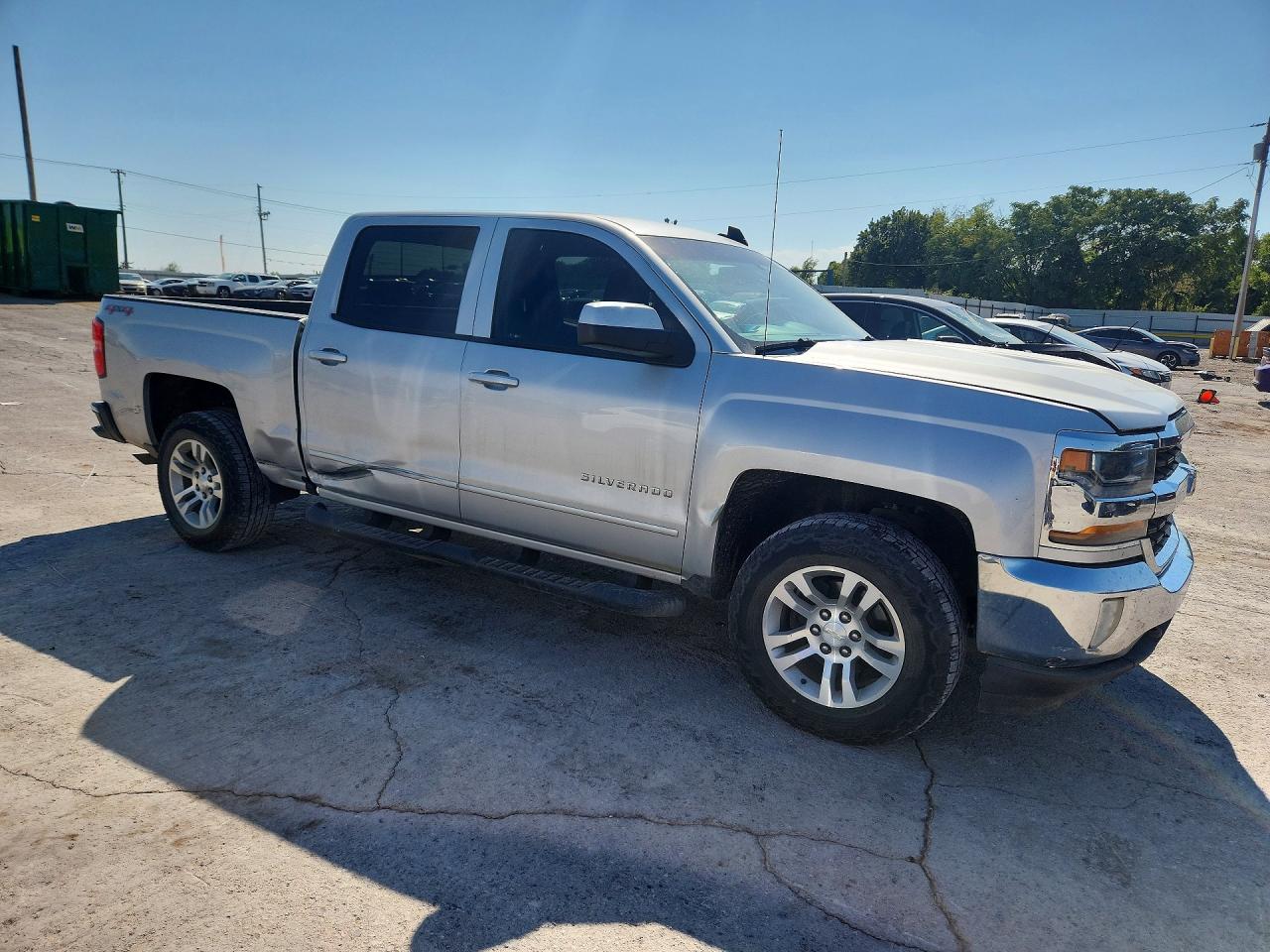 2017 Chevrolet Silverado K1500 Lt Silver vin: 3GCUKREC2HG294950