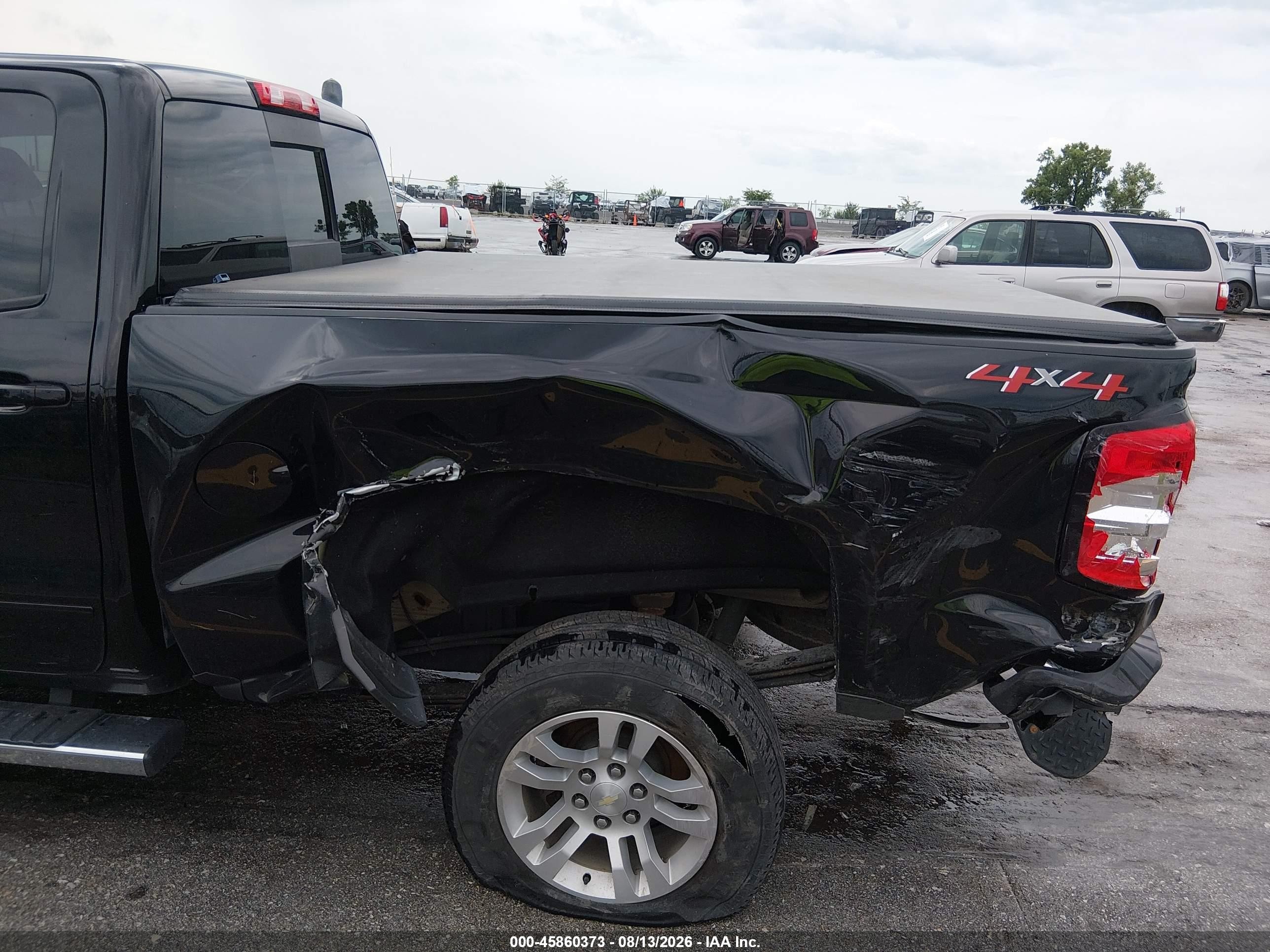 2018 Chevrolet Silverado 1500 1lt Black vin: 3GCUKREC2JG488917