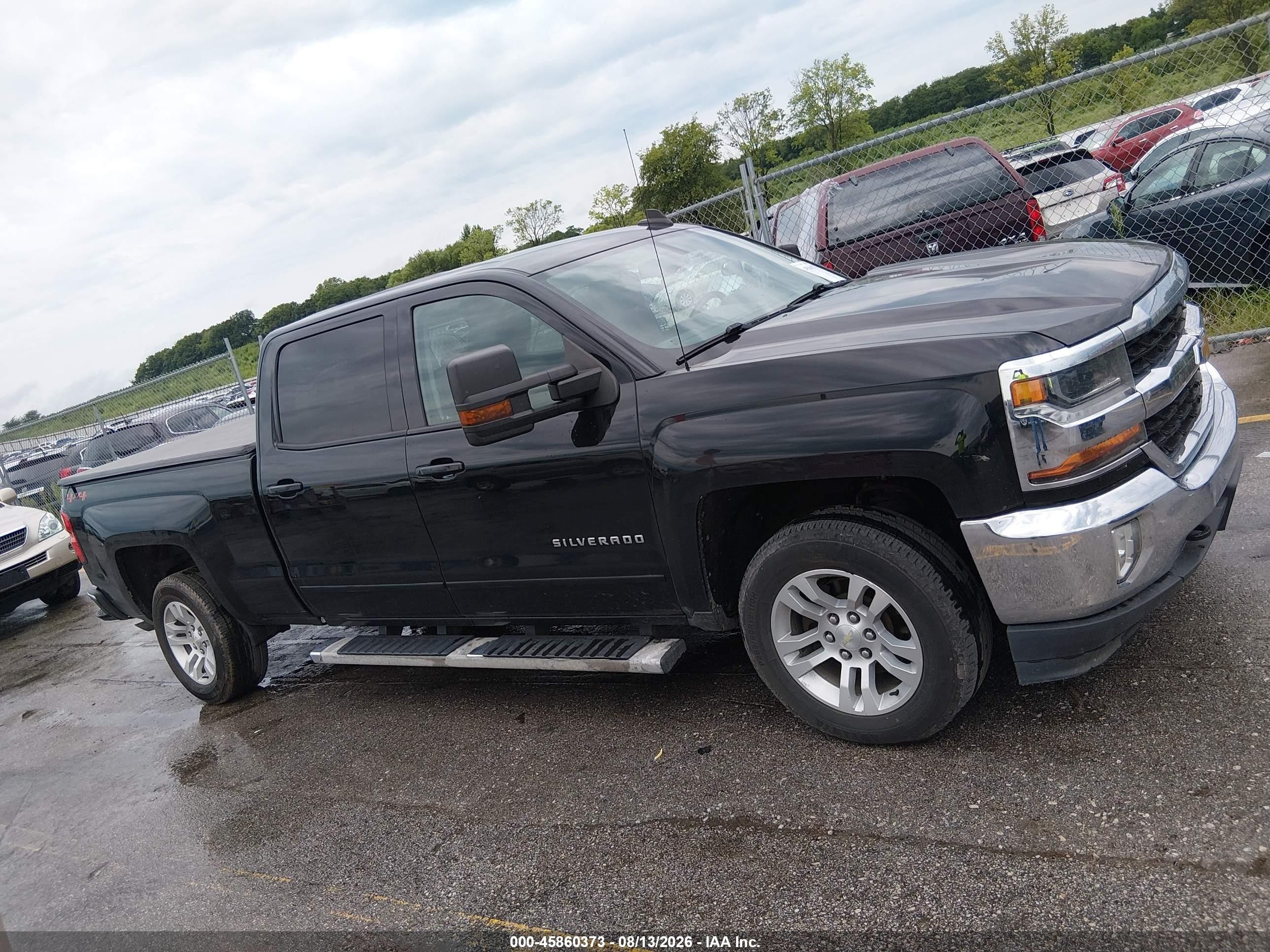 2018 Chevrolet Silverado 1500 1lt Black vin: 3GCUKREC2JG488917