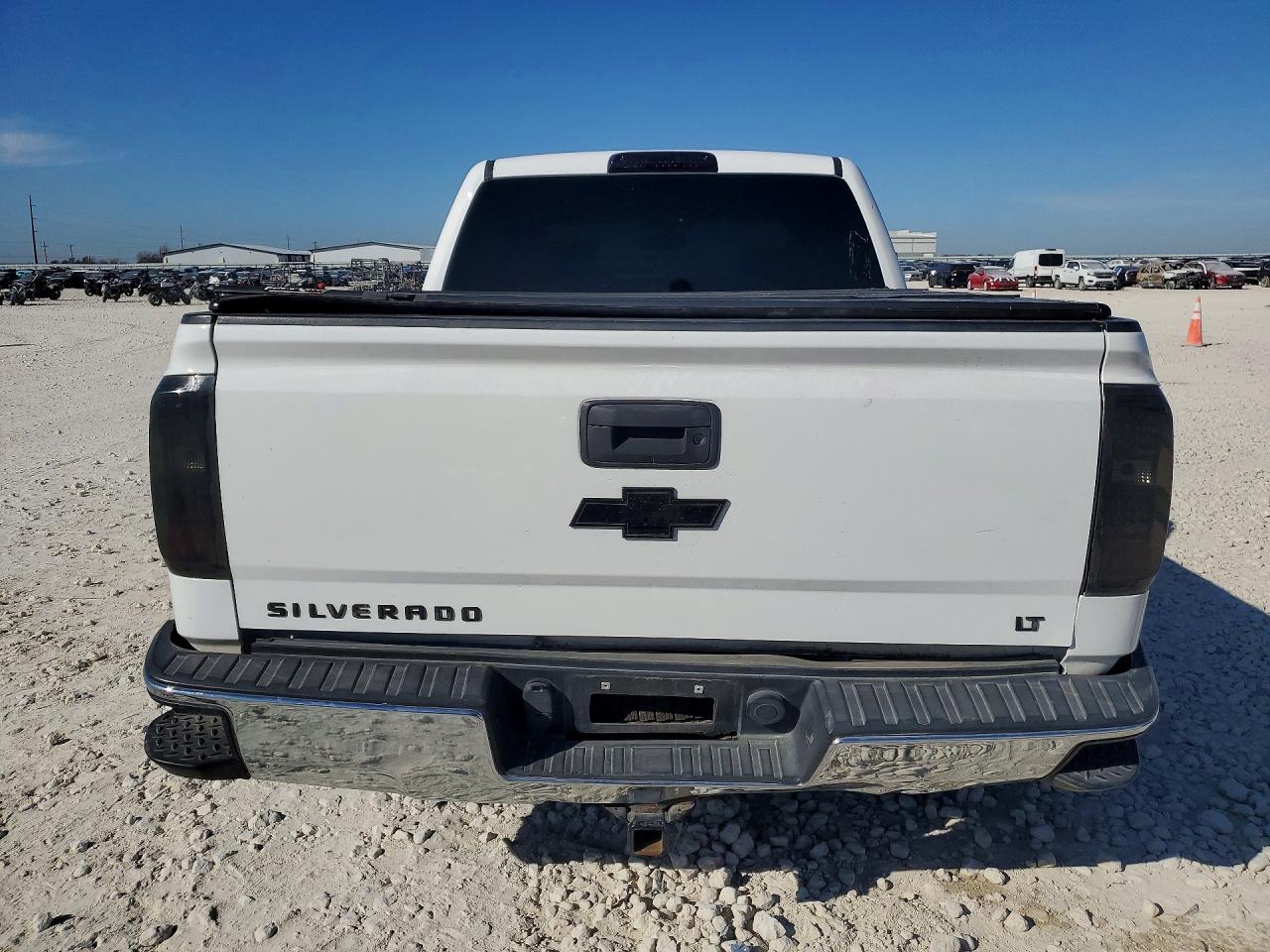 2014 Chevrolet Silverado K1500 Lt White vin: 3GCUKREC3EG486244