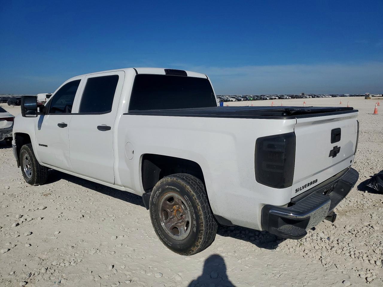 2014 Chevrolet Silverado K1500 Lt White vin: 3GCUKREC3EG486244