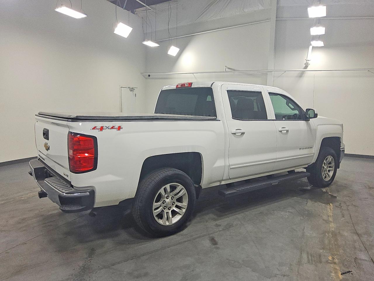 2015 Chevrolet Silverado K1500 Lt White vin: 3GCUKREC3FG106563
