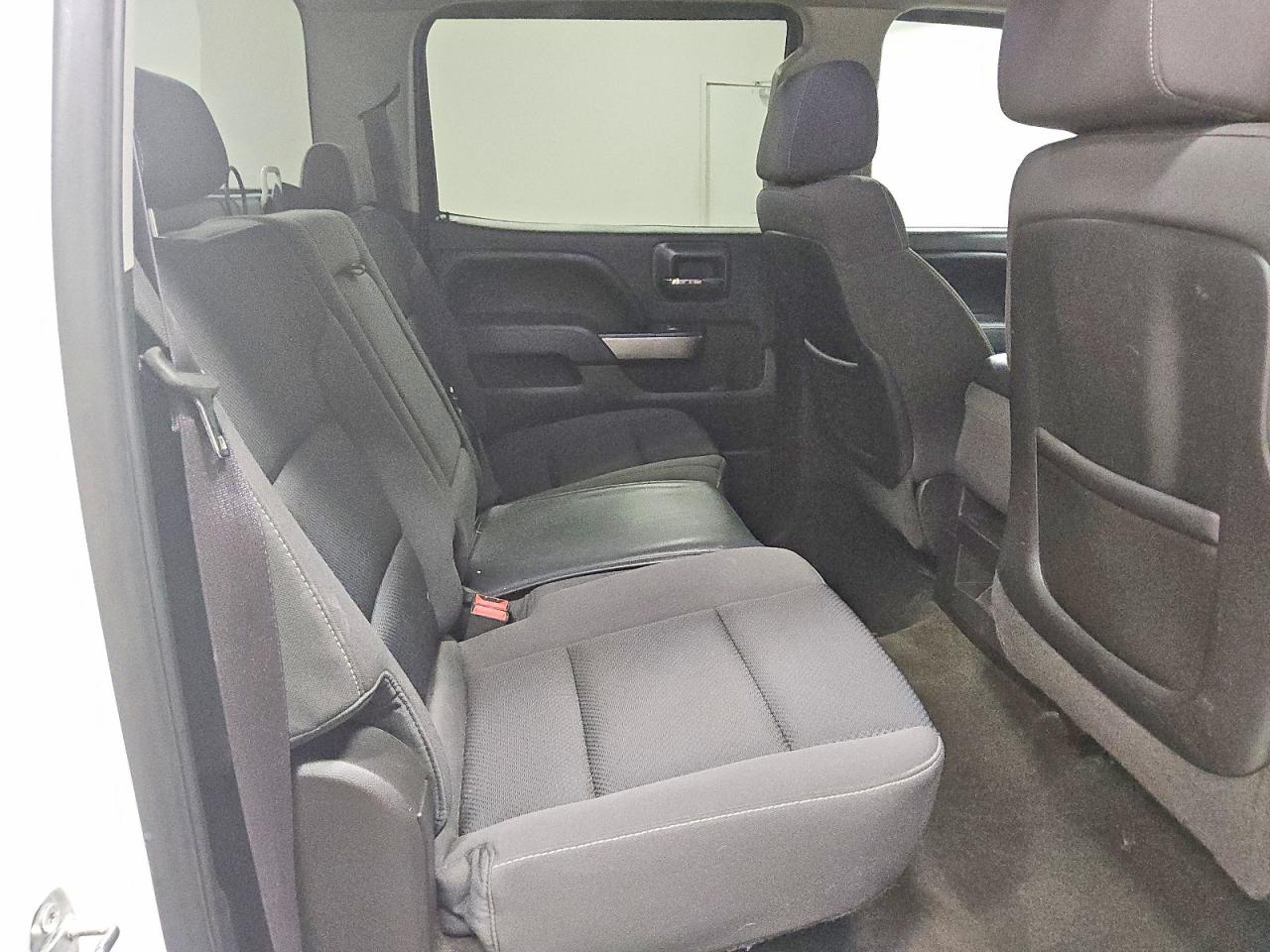 2015 Chevrolet Silverado K1500 Lt White vin: 3GCUKREC3FG106563