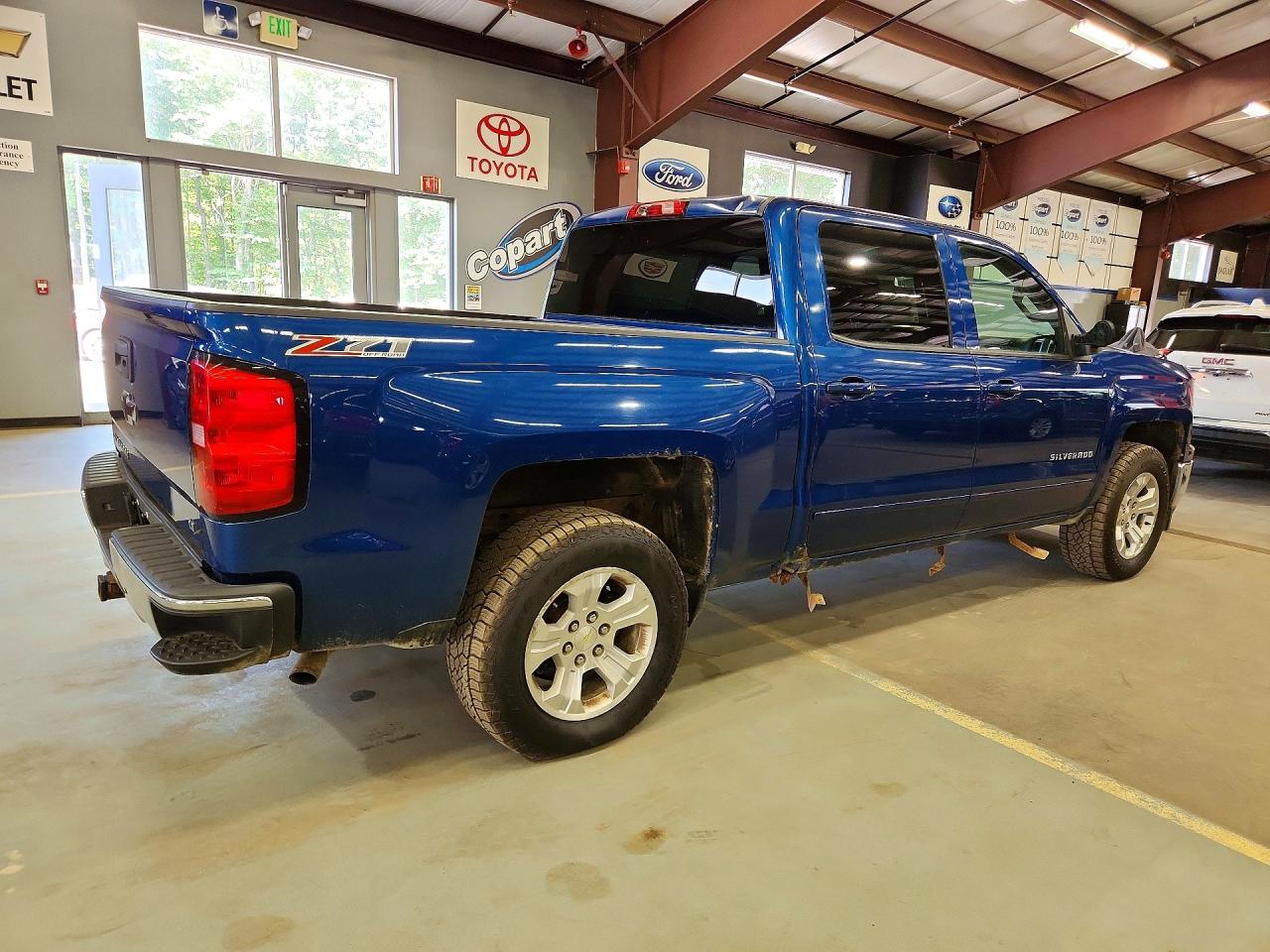 2015 Chevrolet Silverado K1500 Lt Blue vin: 3GCUKREC3FG163331