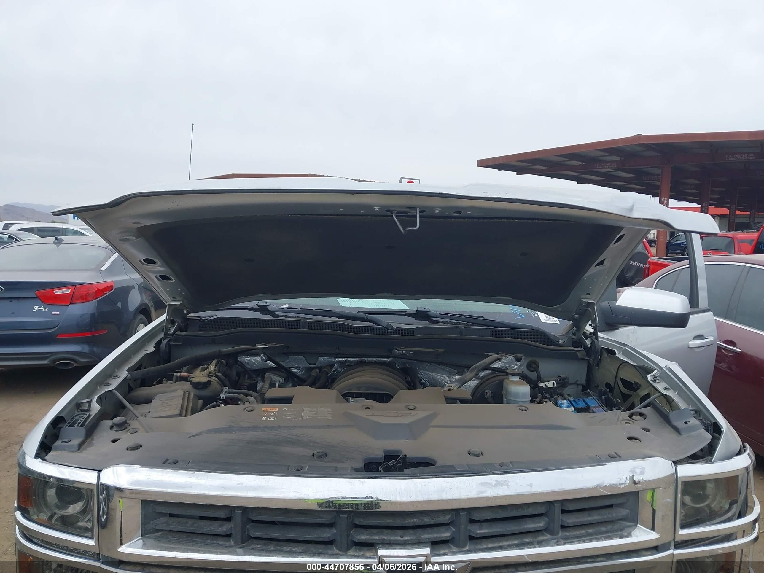 2015 Chevrolet Silverado 1500 2lt Silver vin: 3GCUKREC3FG190982