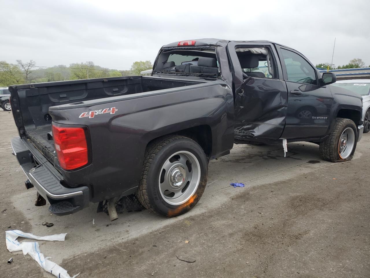 2015 Chevrolet Silverado K1500 Lt Черный vin: 3GCUKREC3FG228873