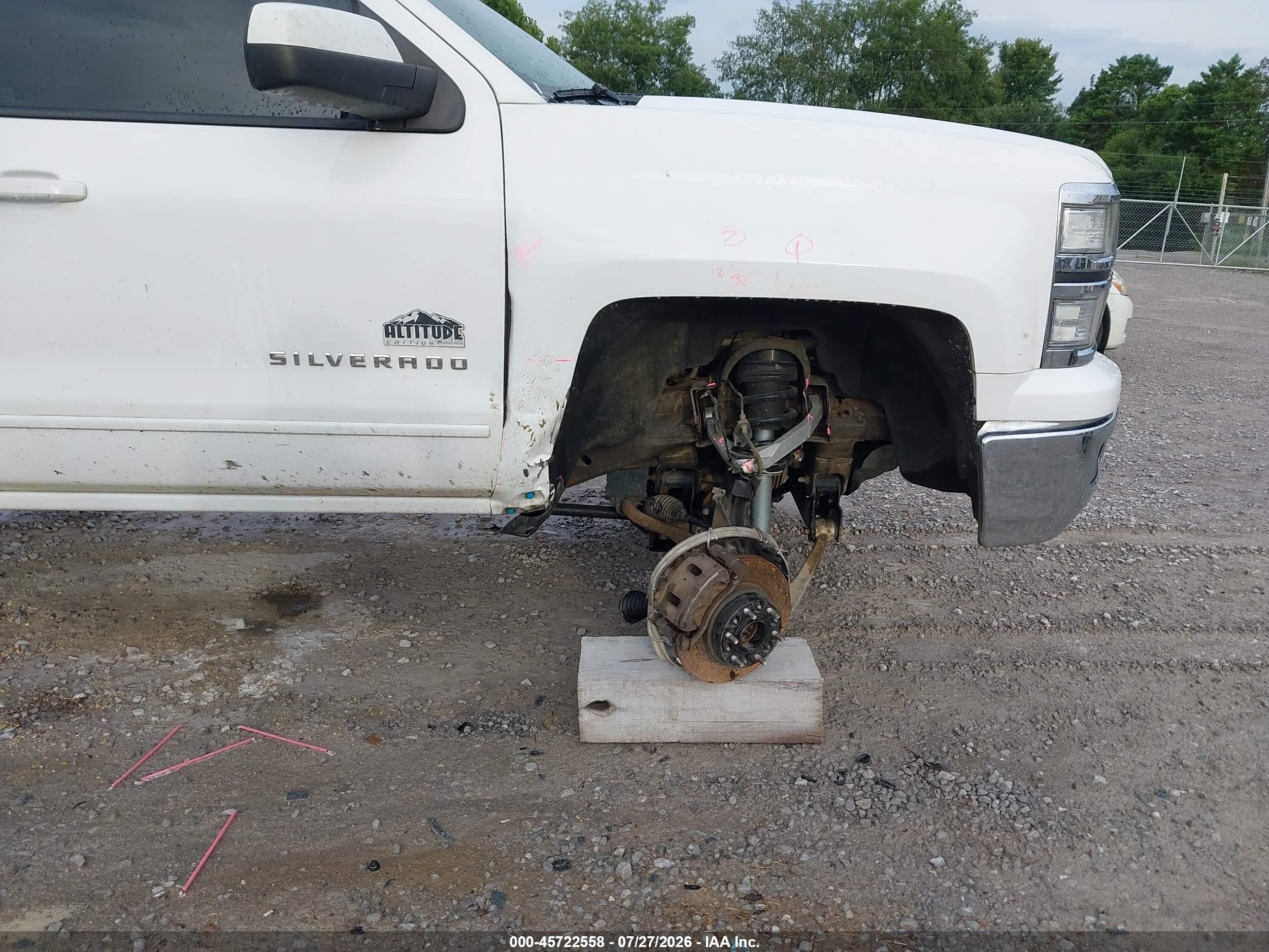 2015 Chevrolet Silverado 1500 Lt White vin: 3GCUKREC3FG444139