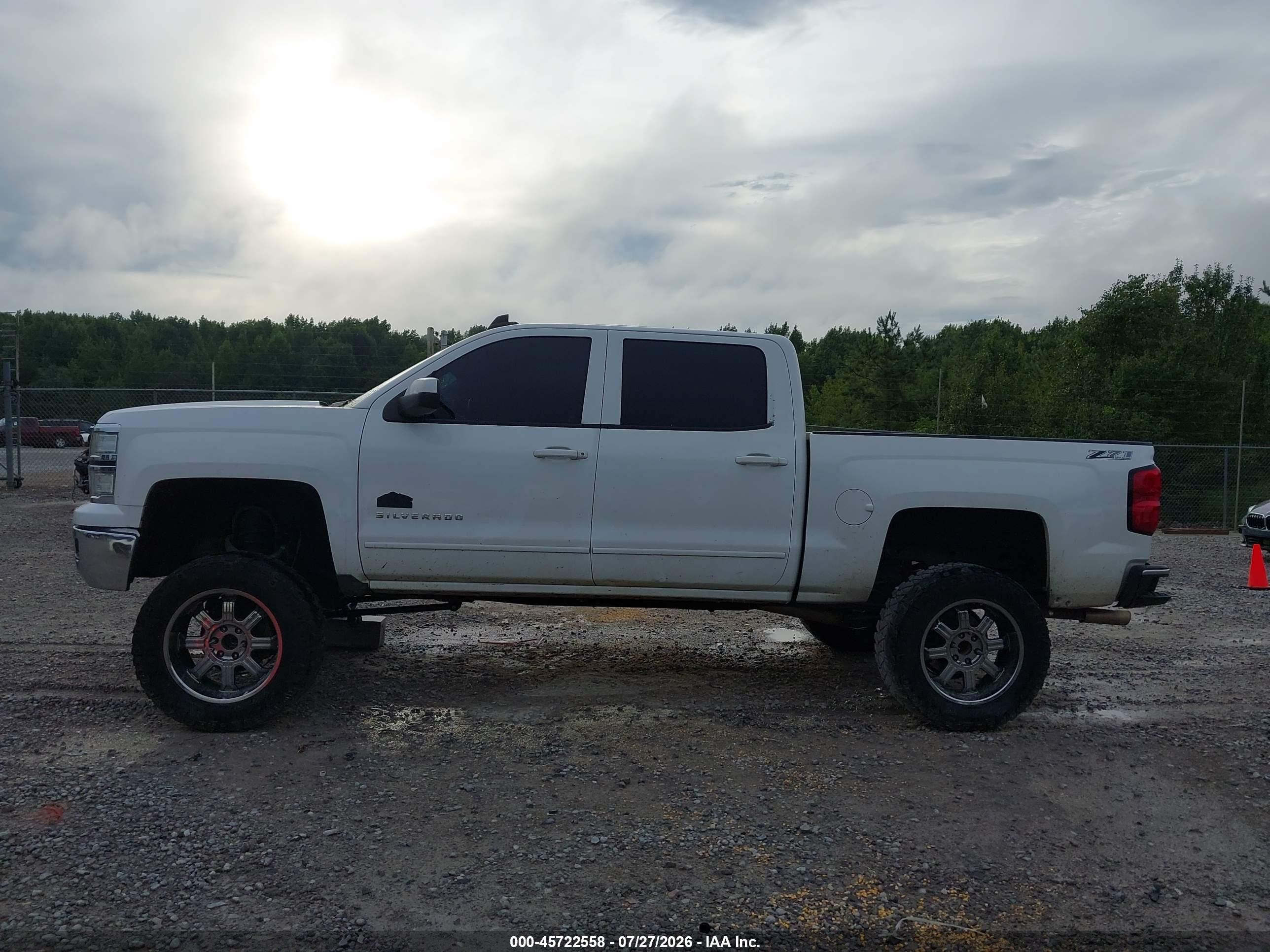 2015 Chevrolet Silverado 1500 Lt White vin: 3GCUKREC3FG444139
