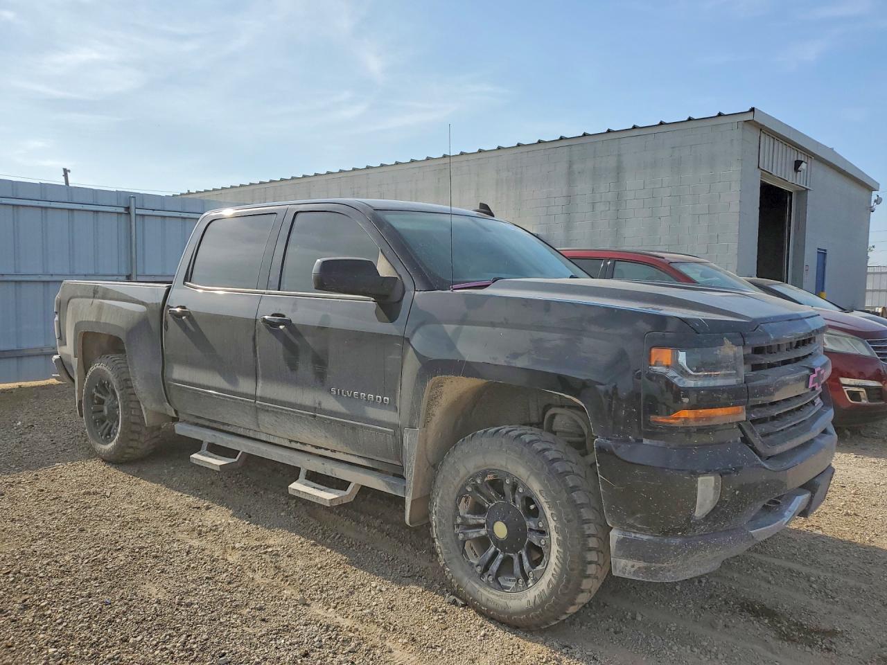 2016 Chevrolet Silverado K1500 Lt Black vin: 3GCUKREC3GG355981