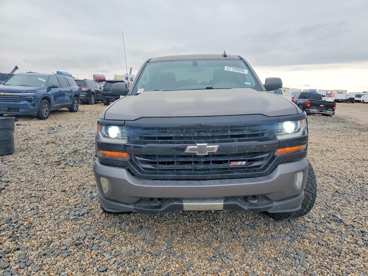 2017 Chevrolet Silverado K1500 Lt Gray vin: 3GCUKREC3HG373480