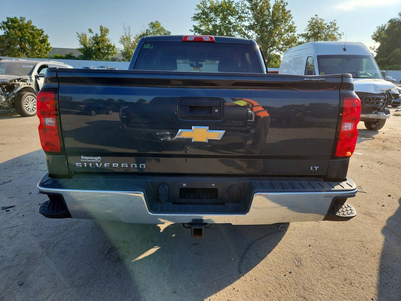 2018 Chevrolet Silverado K1500 Lt Серый vin: 3GCUKREC3JG295157