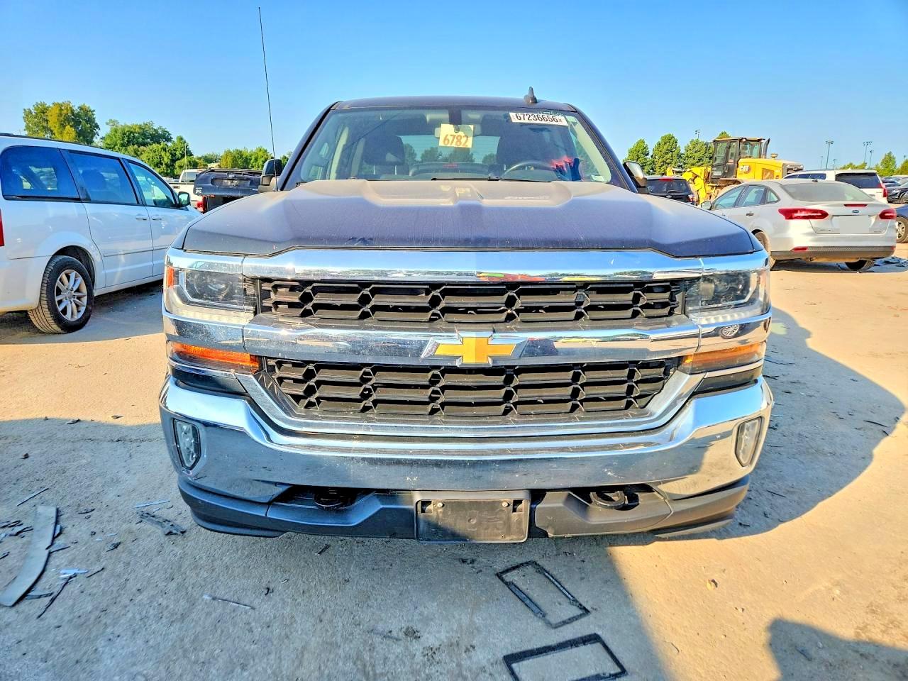 2018 Chevrolet Silverado K1500 Lt Серый vin: 3GCUKREC3JG295157