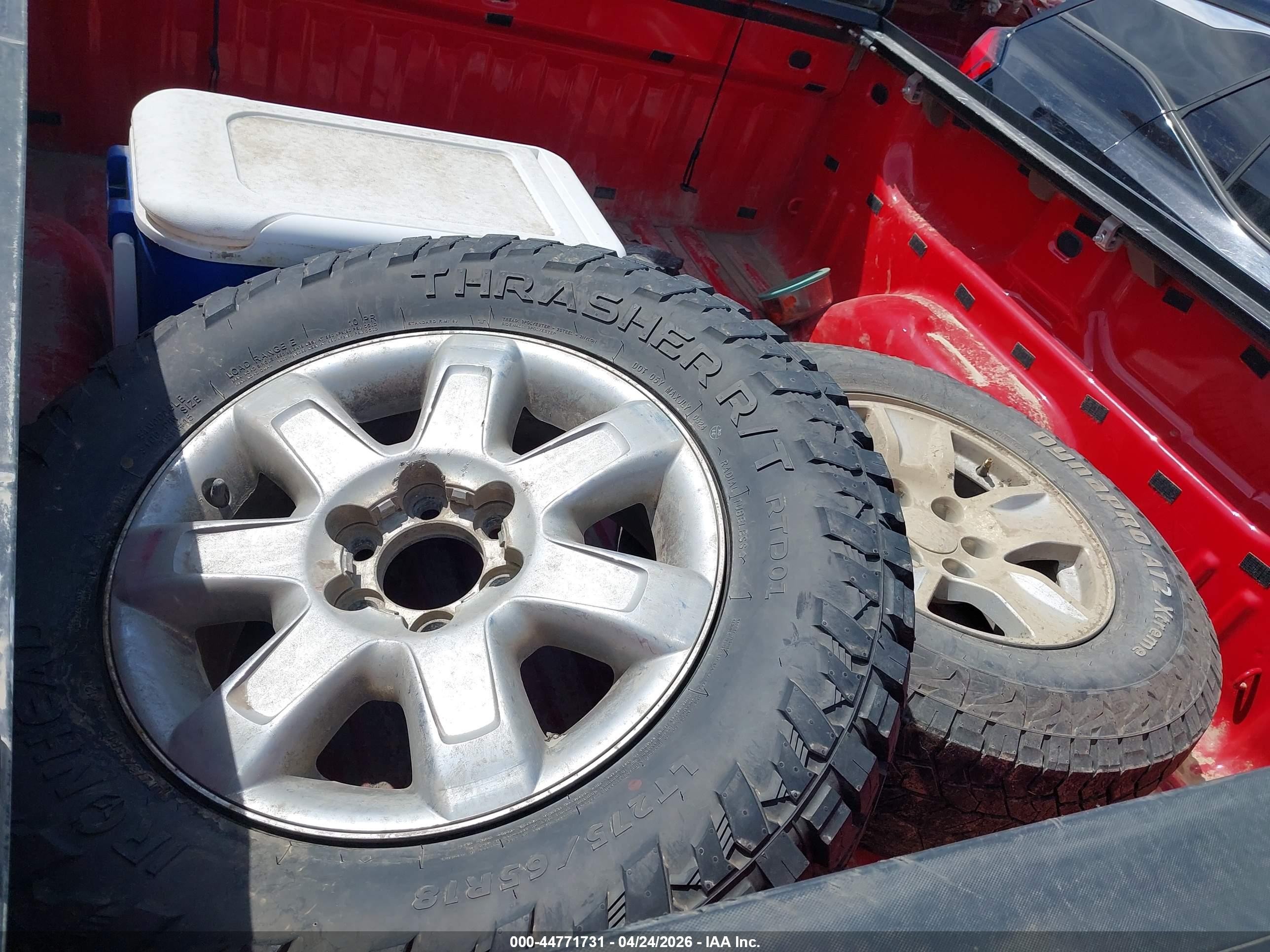 2014 Chevrolet Silverado 1500 1lt Red vin: 3GCUKREC4EG148089
