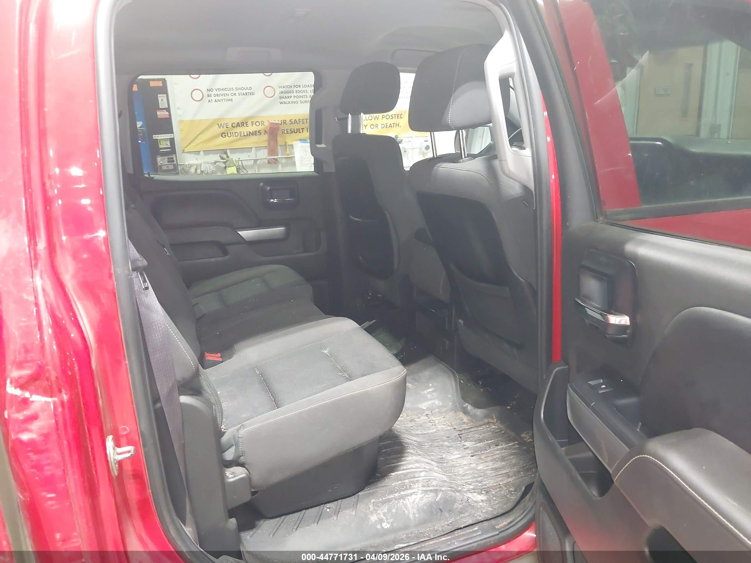 2014 Chevrolet Silverado 1500 1lt Red vin: 3GCUKREC4EG148089