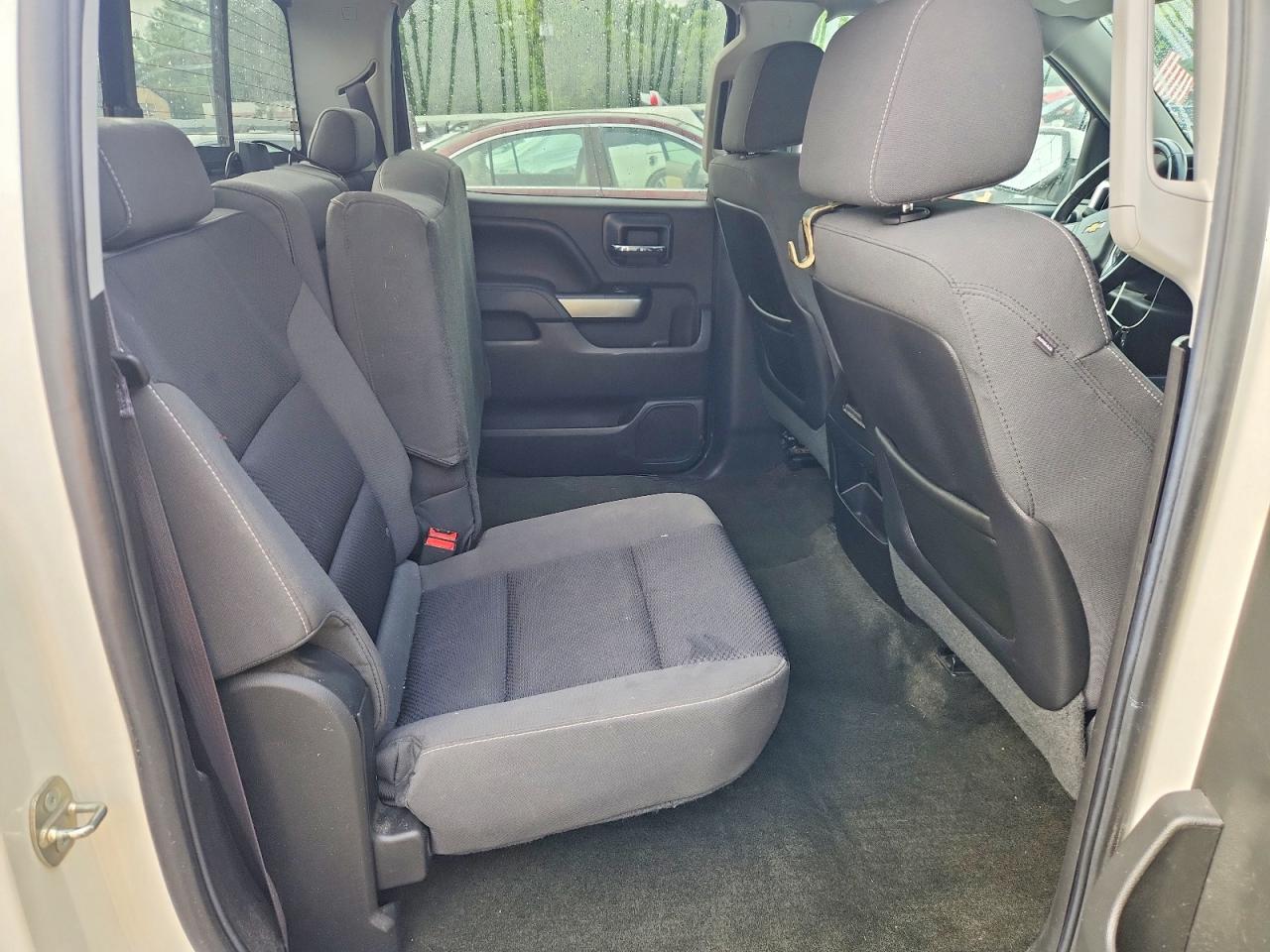 2014 Chevrolet Silverado K1500 Lt White vin: 3GCUKREC4EG560433