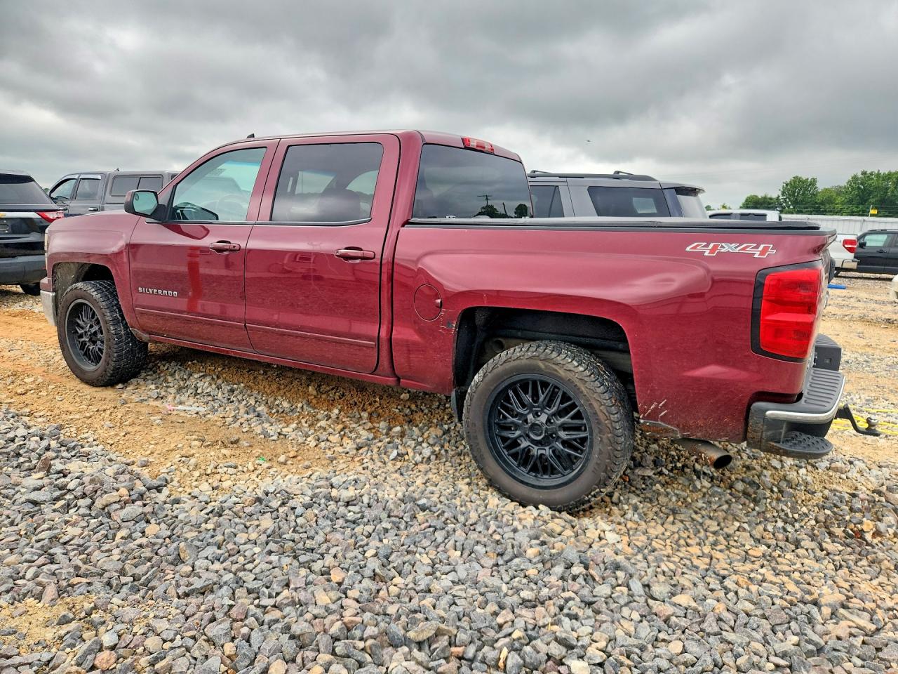 2015 Chevrolet Silverado K1500 Lt Темно-бордовый vin: 3GCUKREC4FG113098